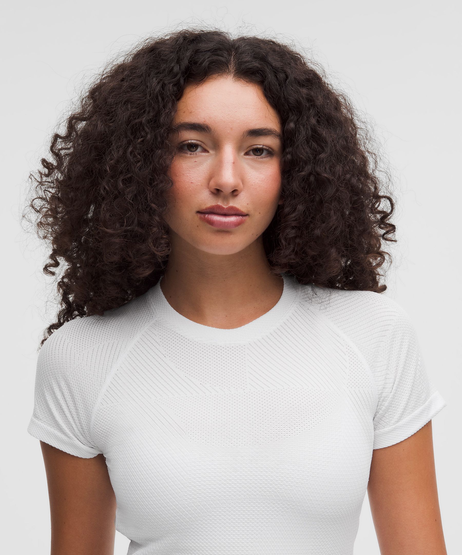 Swiftly Tech Short-Sleeve Shirt 2.0 *Texture Block
