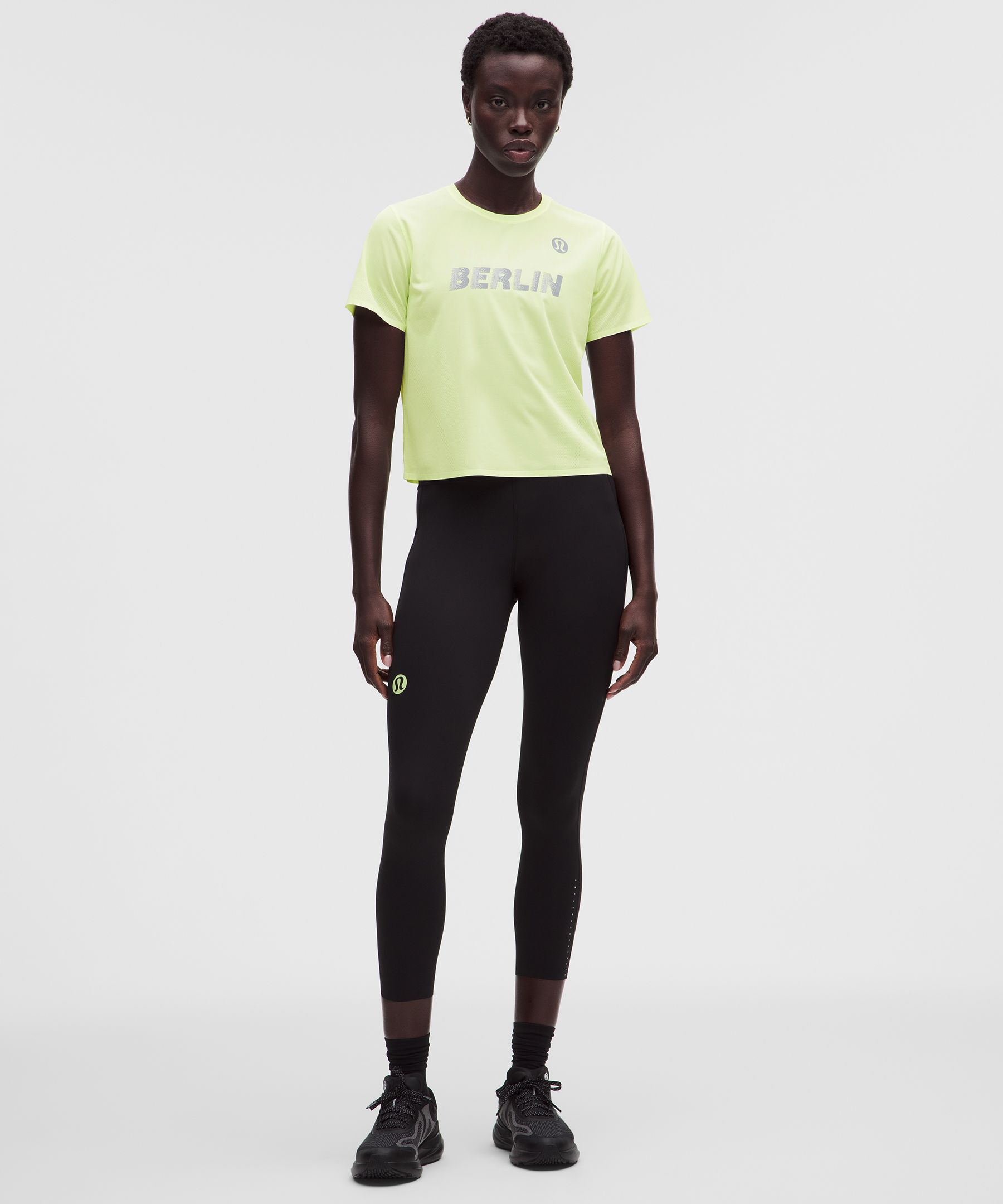 Women's Fast and Free Short-Sleeve Shirt *Berlin '26