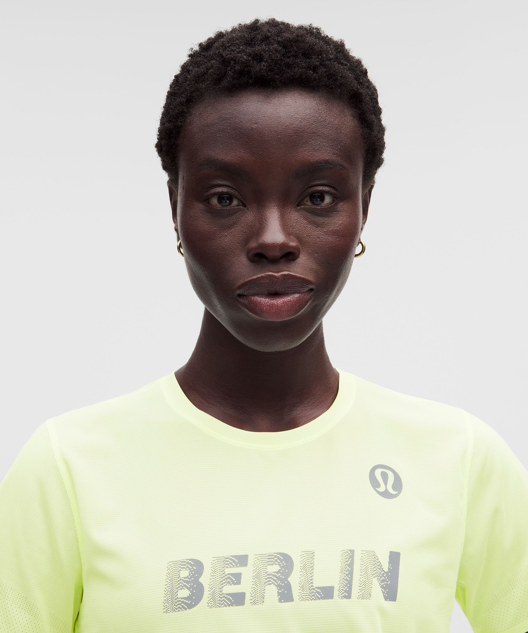 Women's Fast and Free Short-Sleeve Shirt *Berlin '26