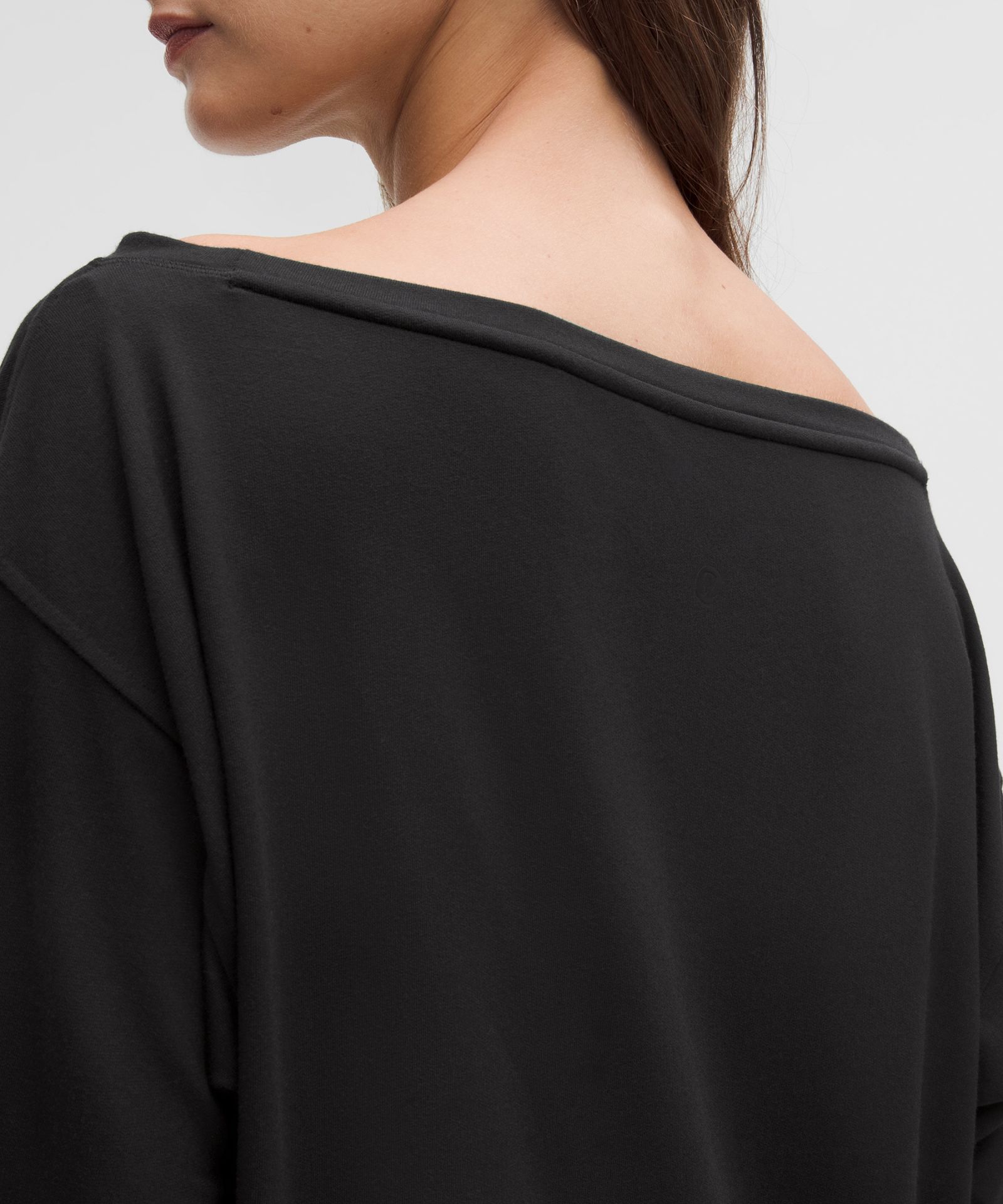 Женский лонгслив Lululemon BeCalm Oversized Boatneck — фото 5