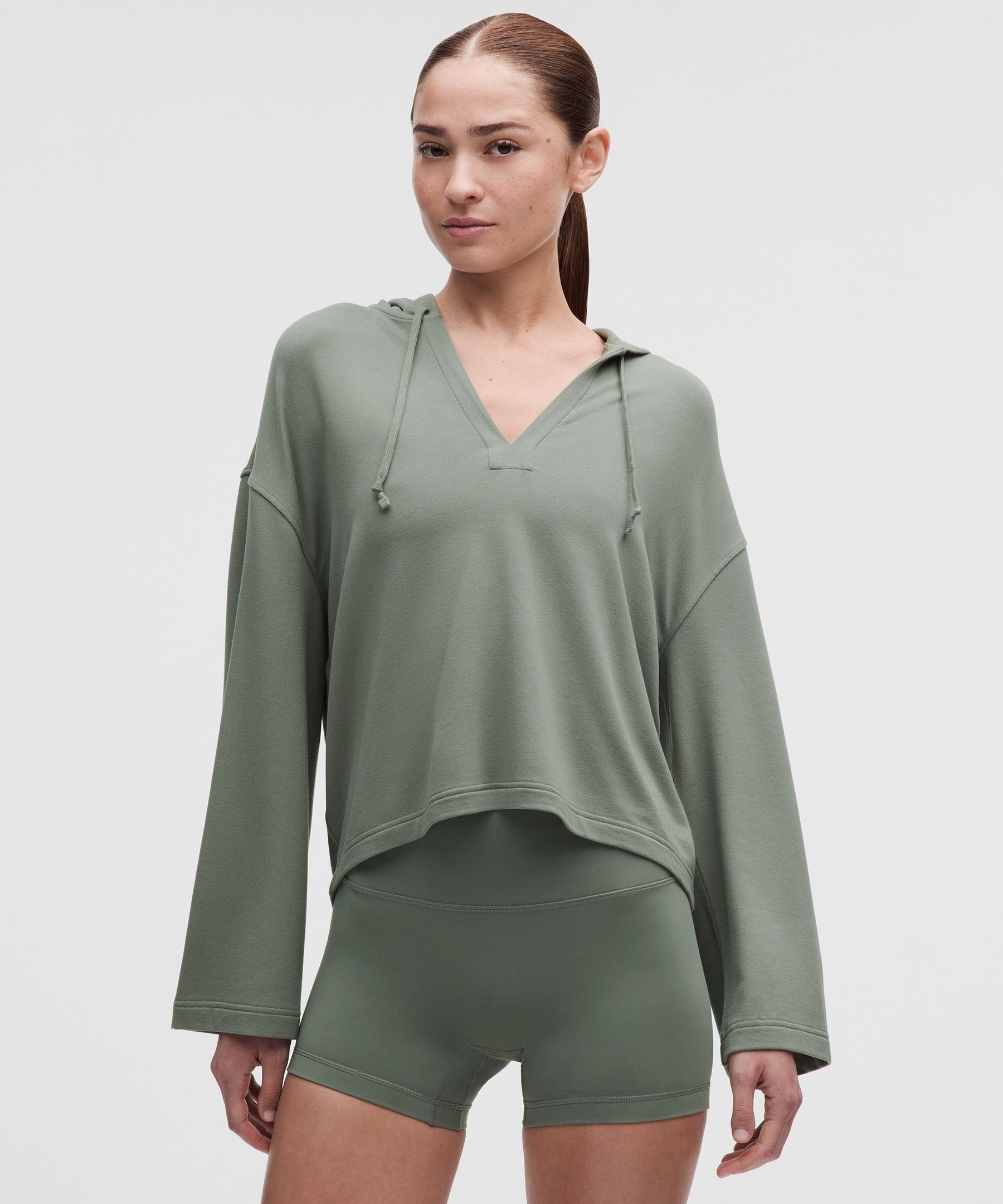lululemon – Women’s BeCalm V-Neck Hoodie Fabric – Color Green/Pastel – Size Medium