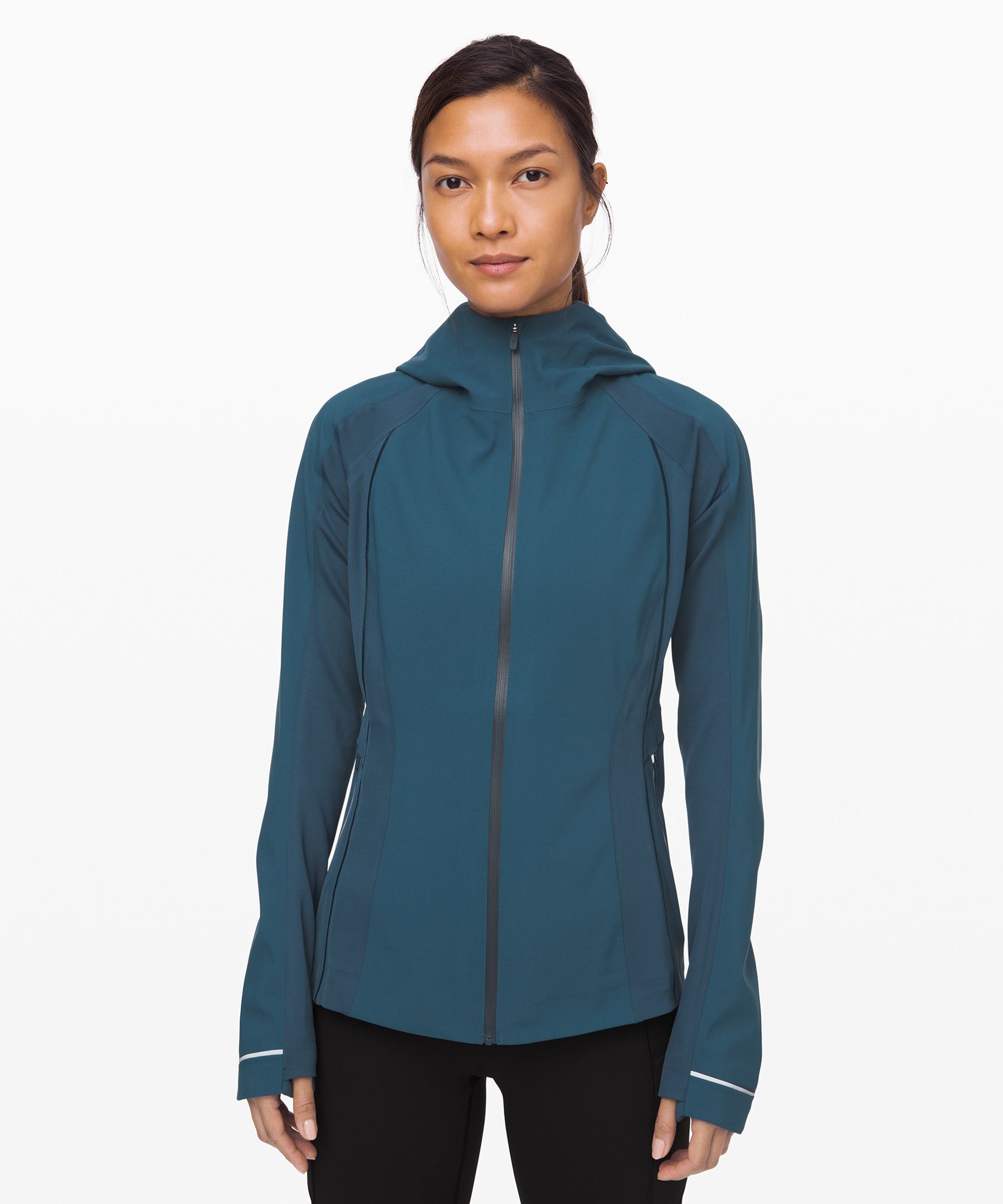 Lululemon Cross Chill Jacket In Green