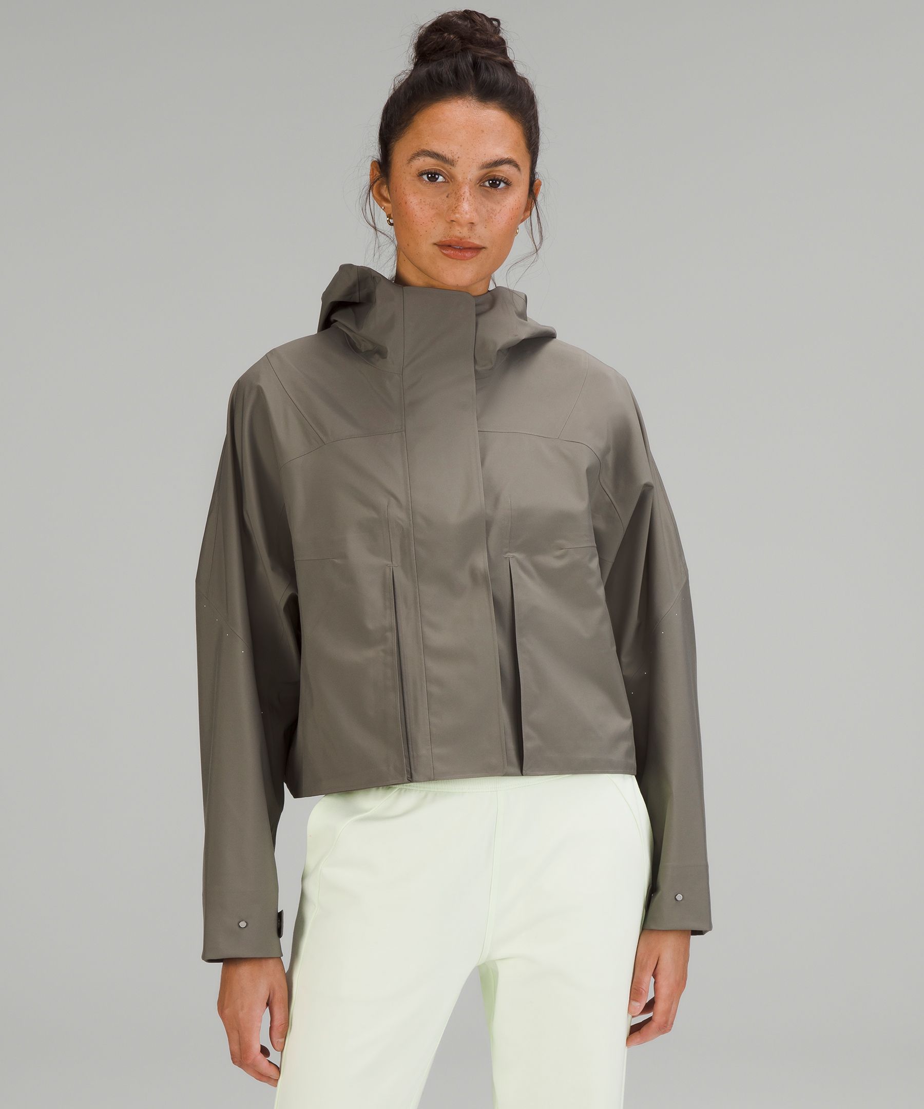 Lululemon waterproof 2024 running jacket