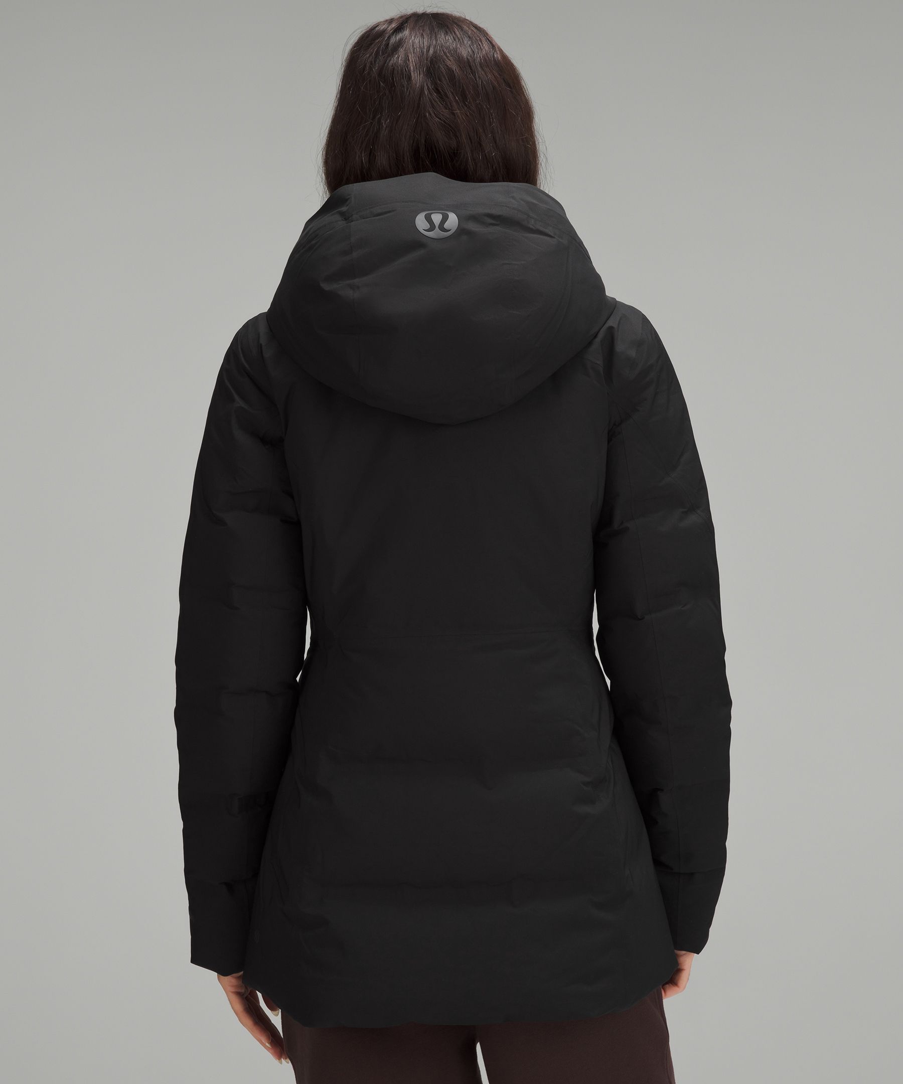 Stretchseal Sleet Street Jacket review on a mid sized body : r/lululemon