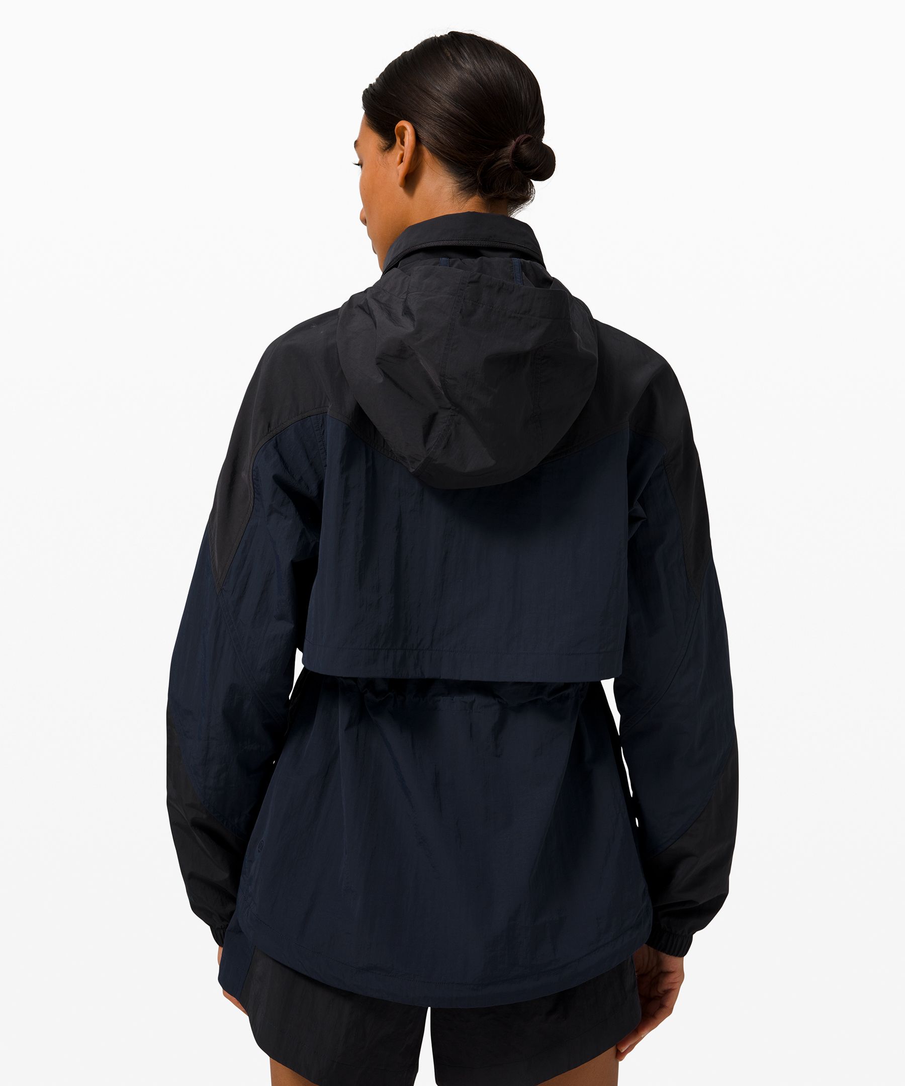 This $158 Lululemon jacket is 'perfect' for weird fall weather