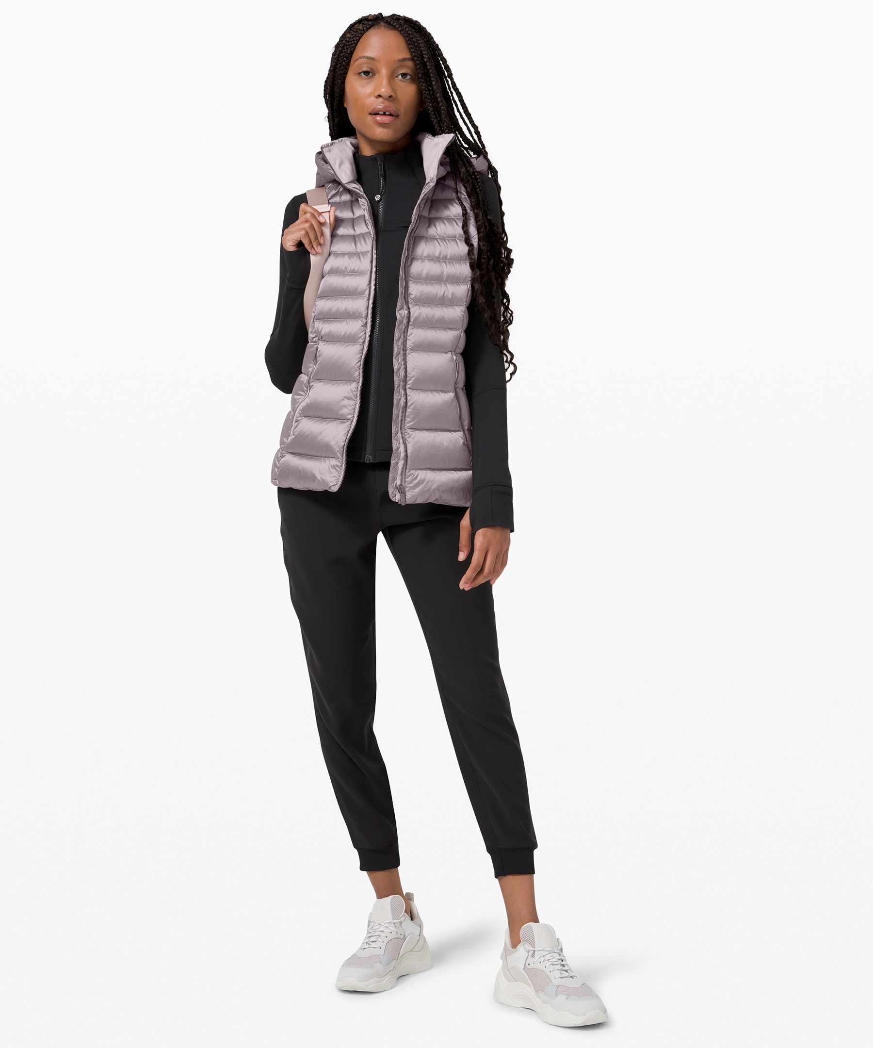 セール！lululemon 撥水グースダウンベスト Brave the Cold Vest セール！lululemon 撥水グースダウンベスト Brave the Cold Vest