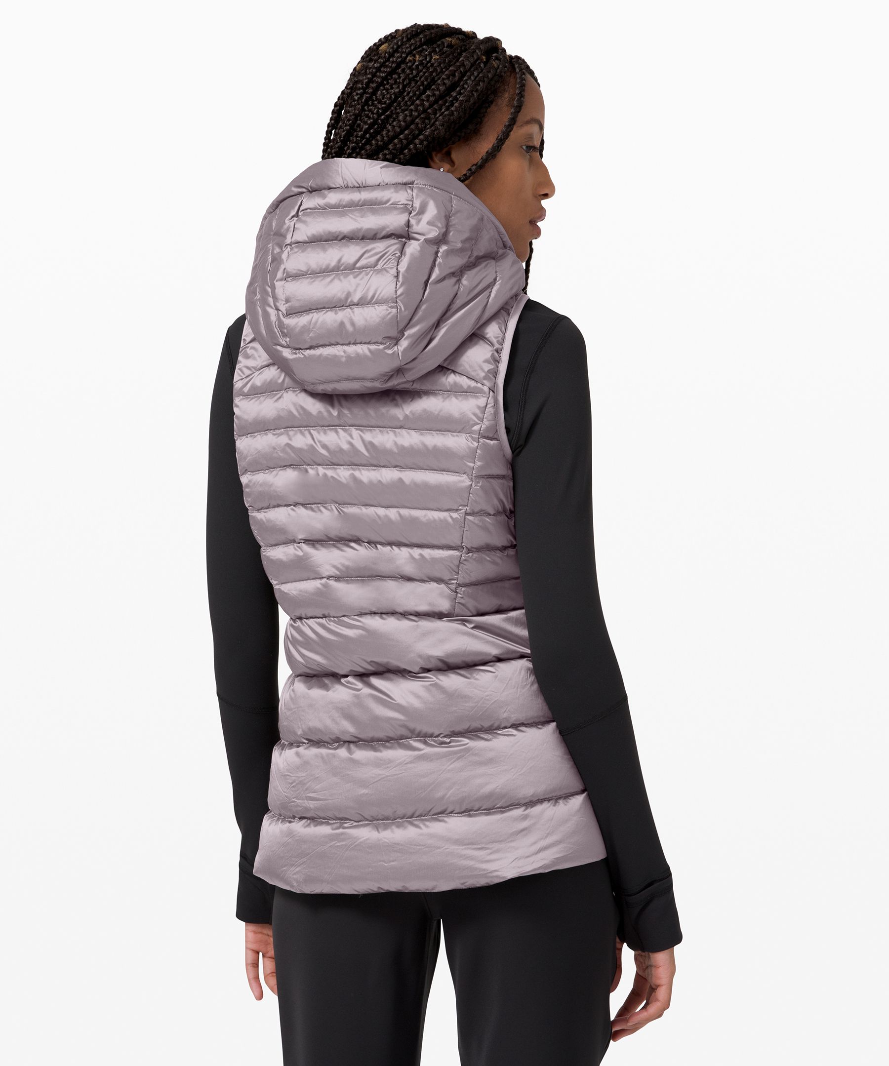 セール！lululemon 撥水グースダウンベスト Brave the Cold Vest セール！lululemon 撥水グースダウンベスト Brave the Cold Vest