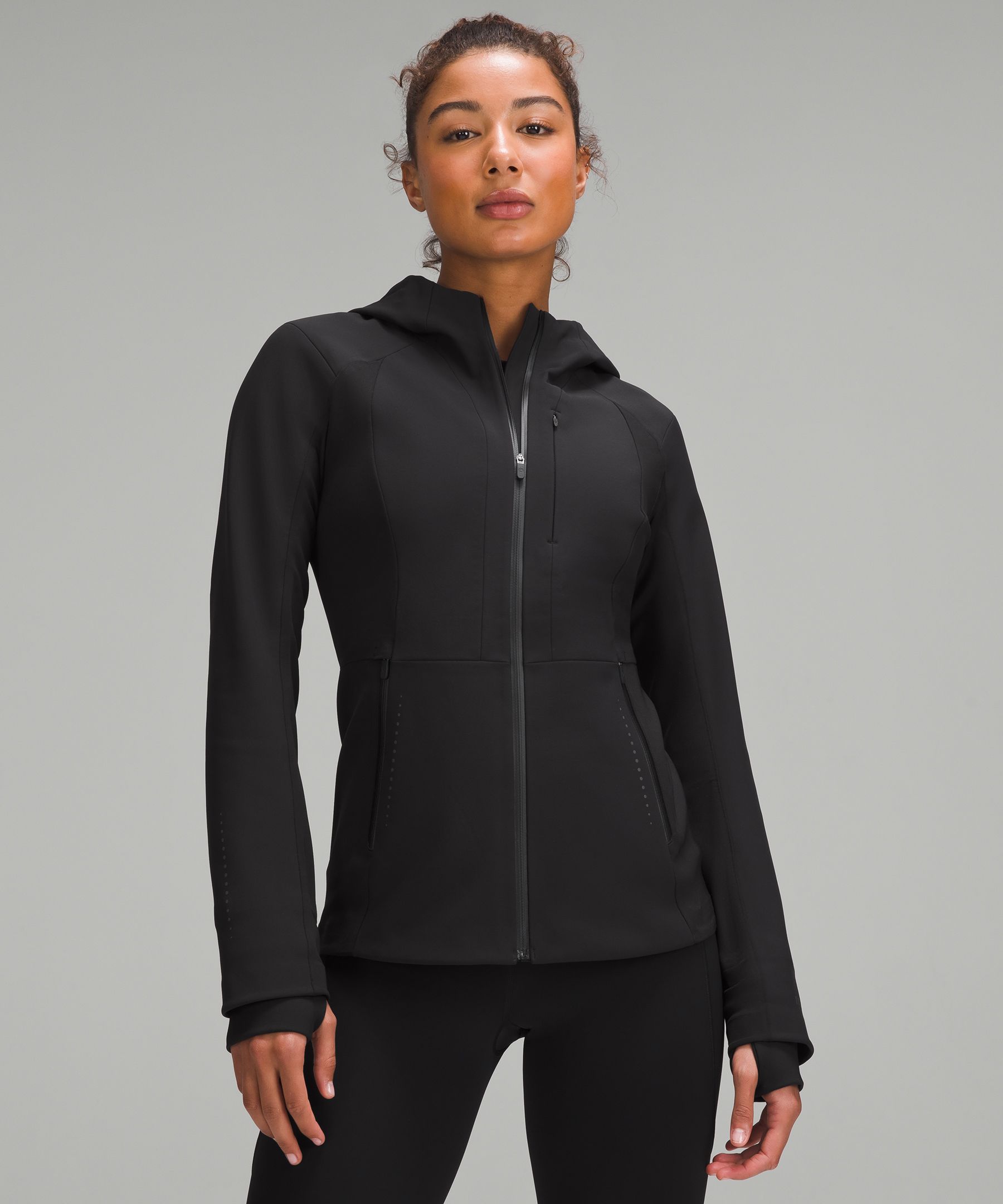 Lululemon store ladies raincoats