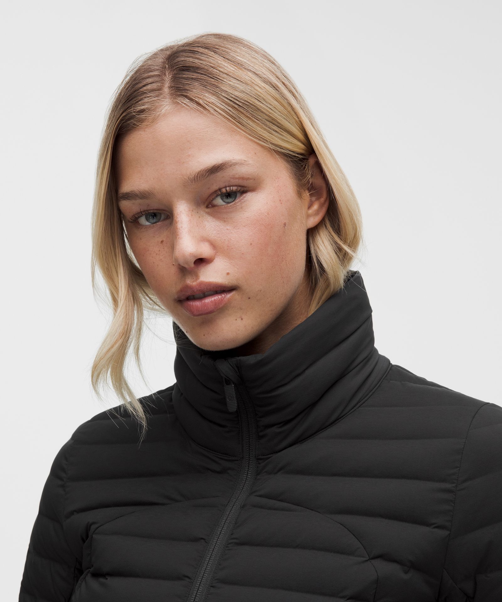 Женская пуховая куртка Lululemon Pack It Down — фото 6