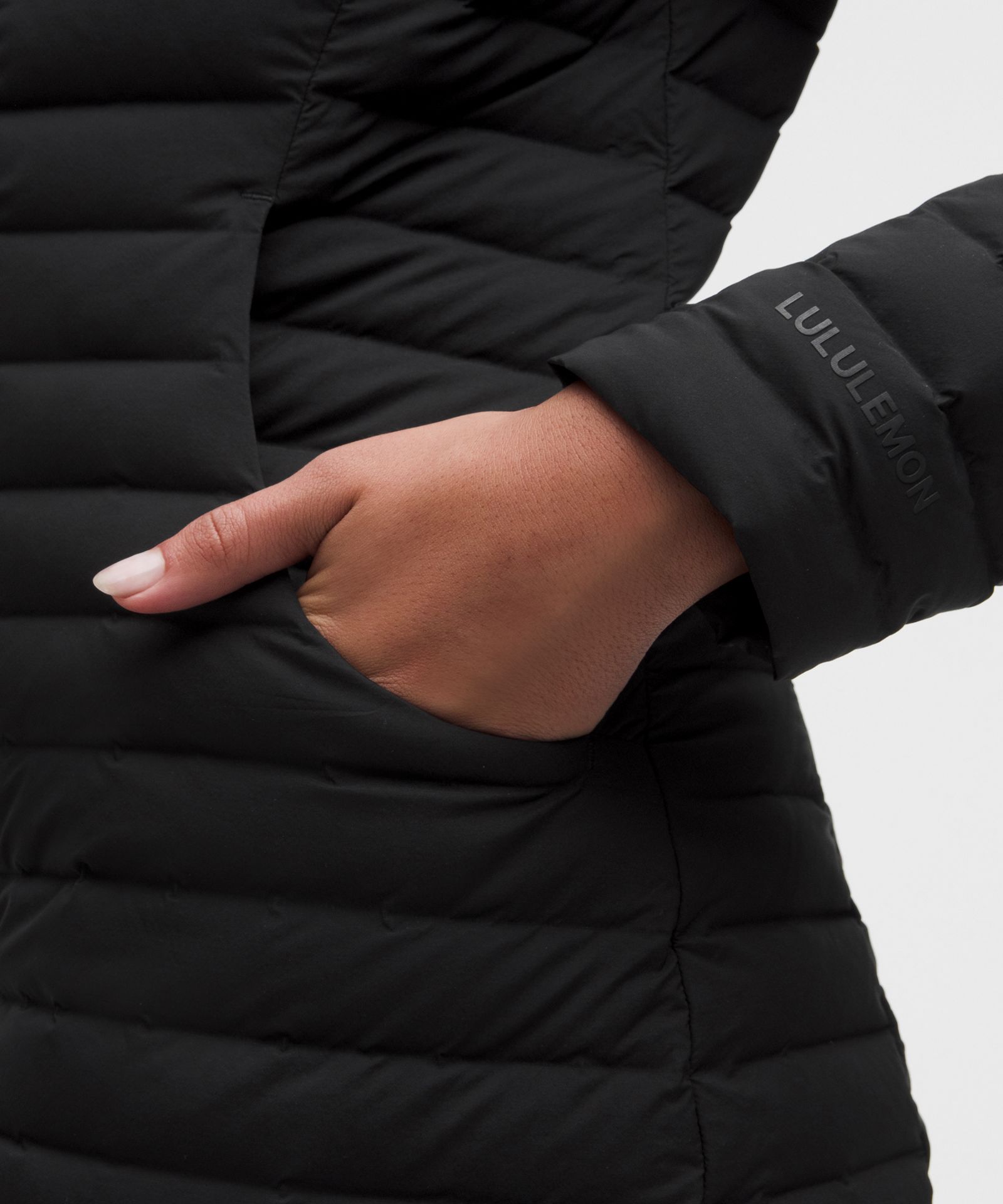 Женская удлинённая куртка Lululemon Pack It Down — фото 5