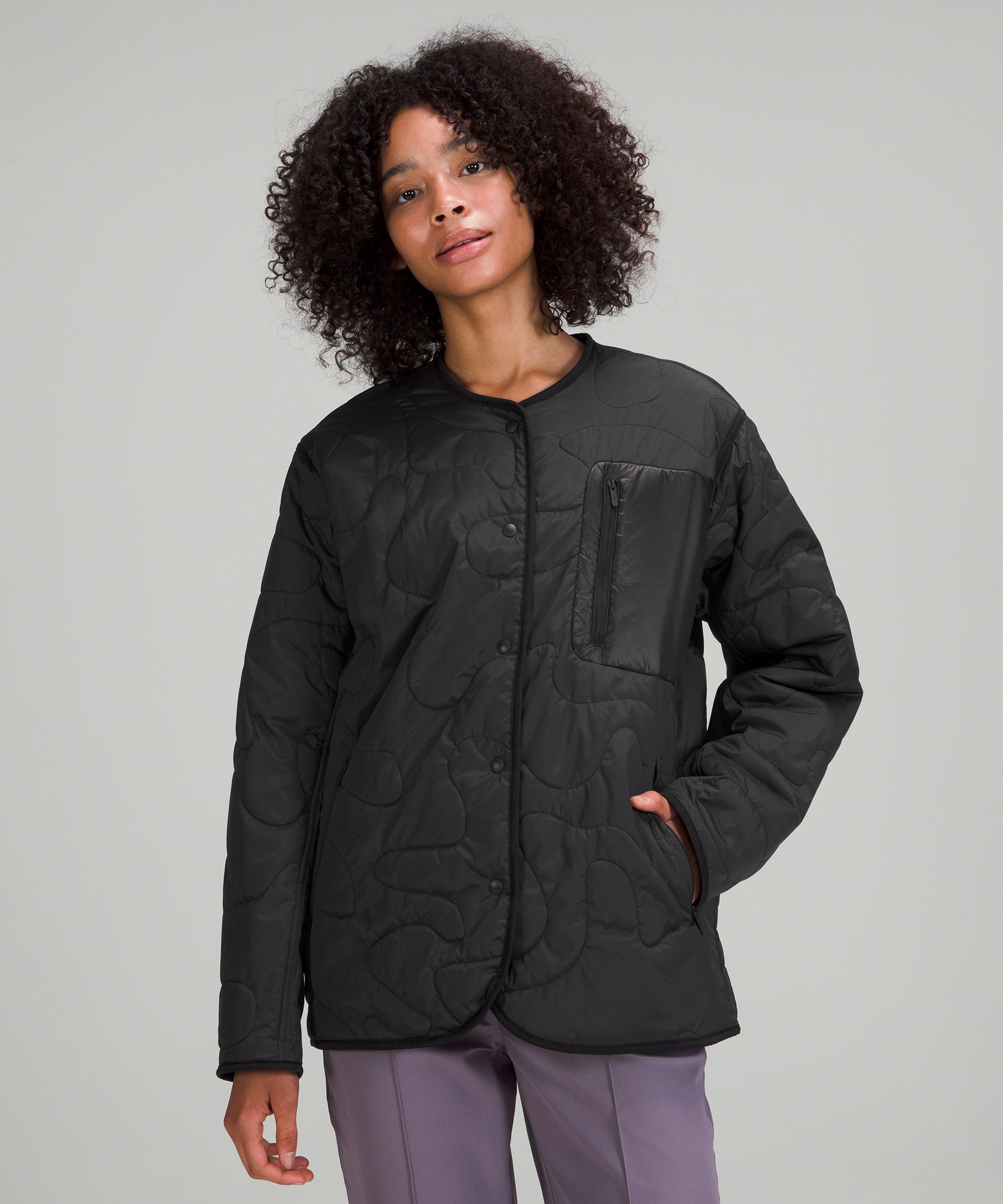 The north face men's alphabet deals city quilted logo hooded jacket