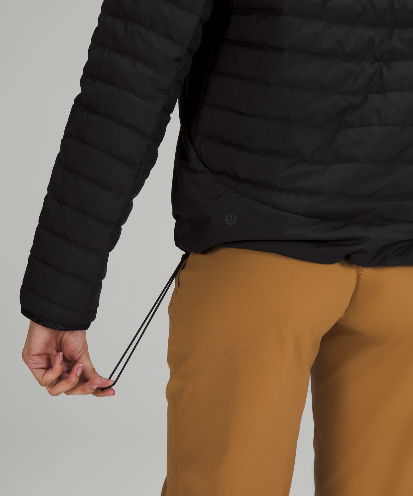 라이트웨이트 릴랙스 핏 다운 재킷