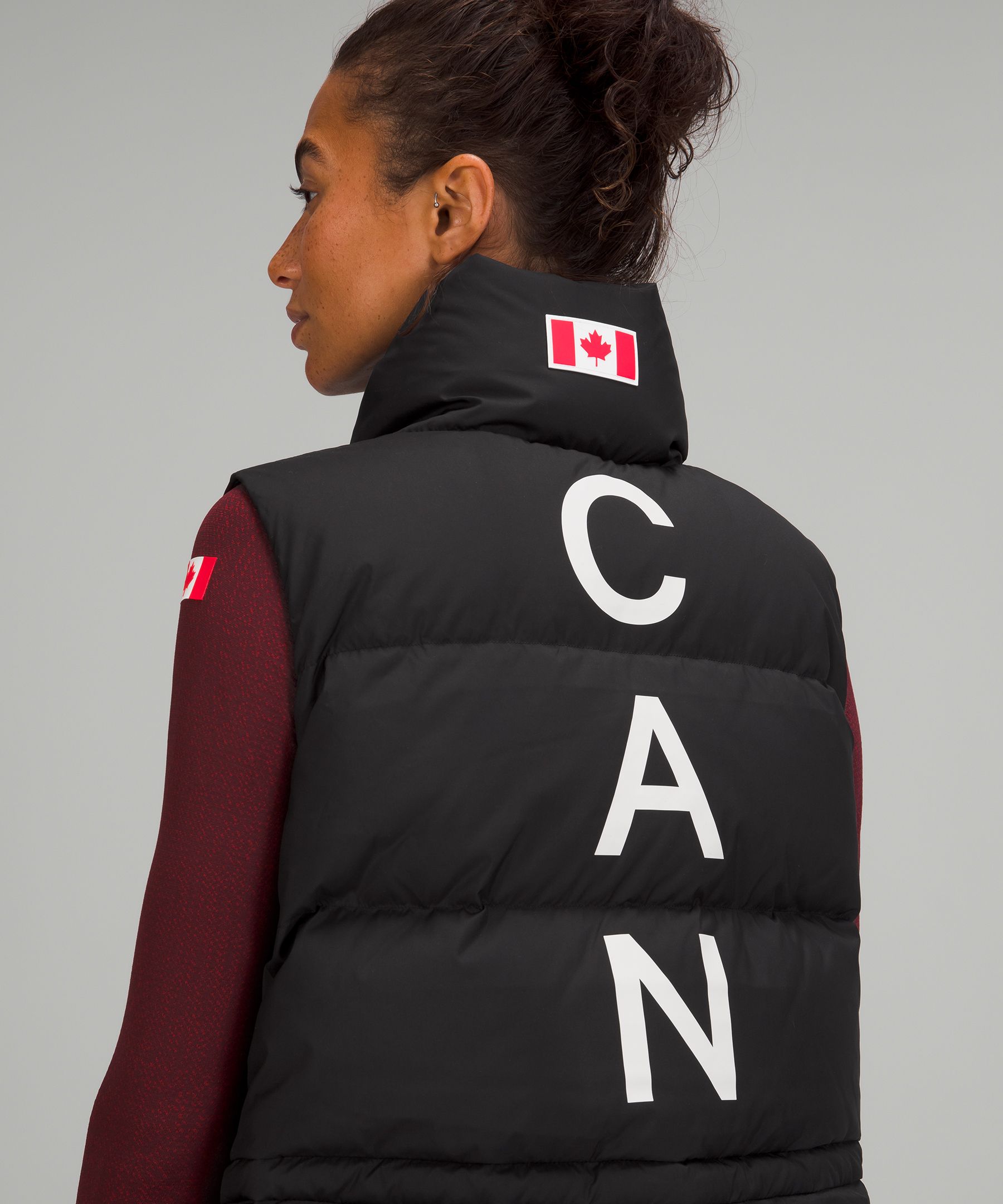 Lululemon Team Canada 22 Transformable Parka Vest *COC Logo. 2