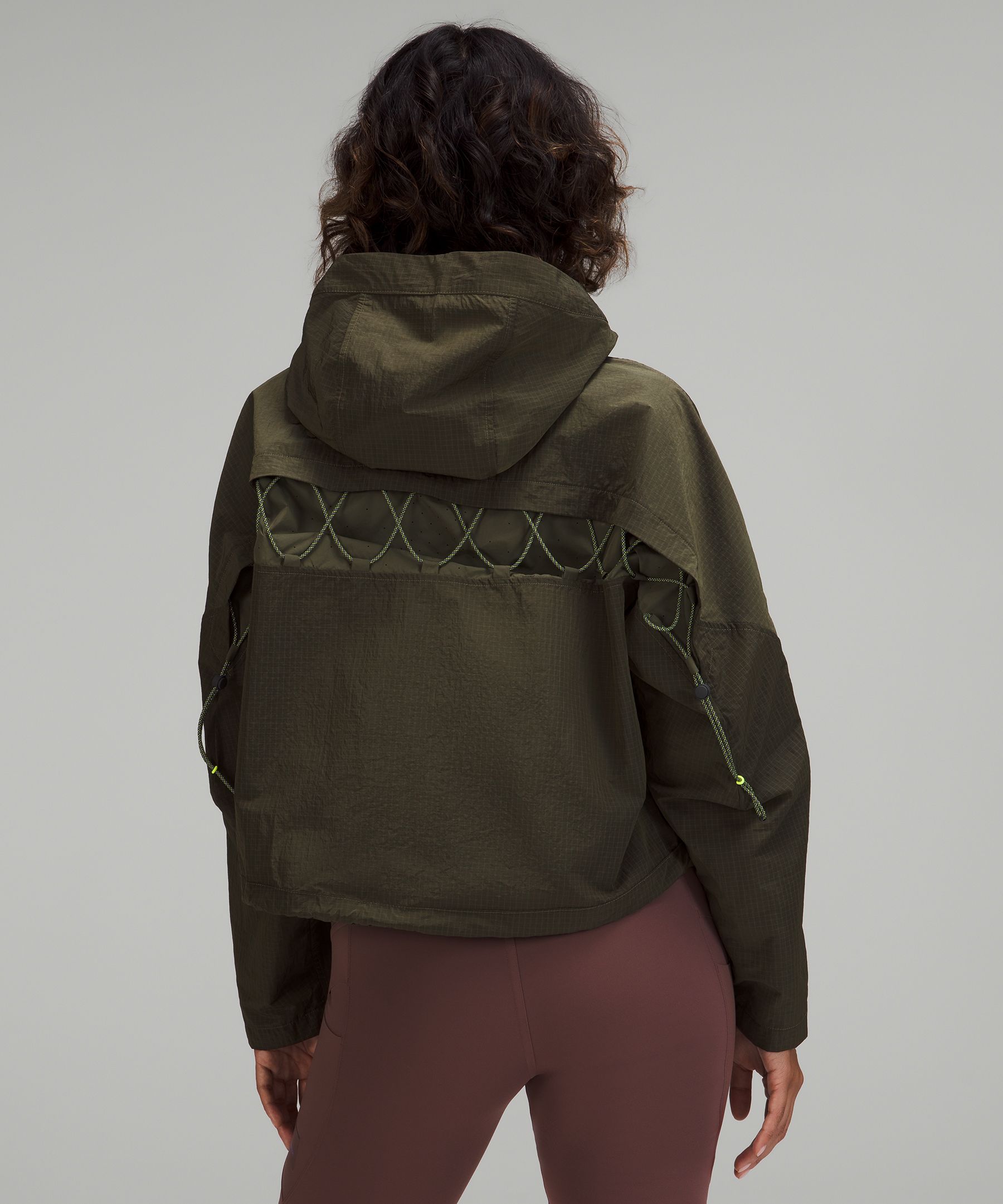 Cinch-Back Half-Zip Hiking Pullover