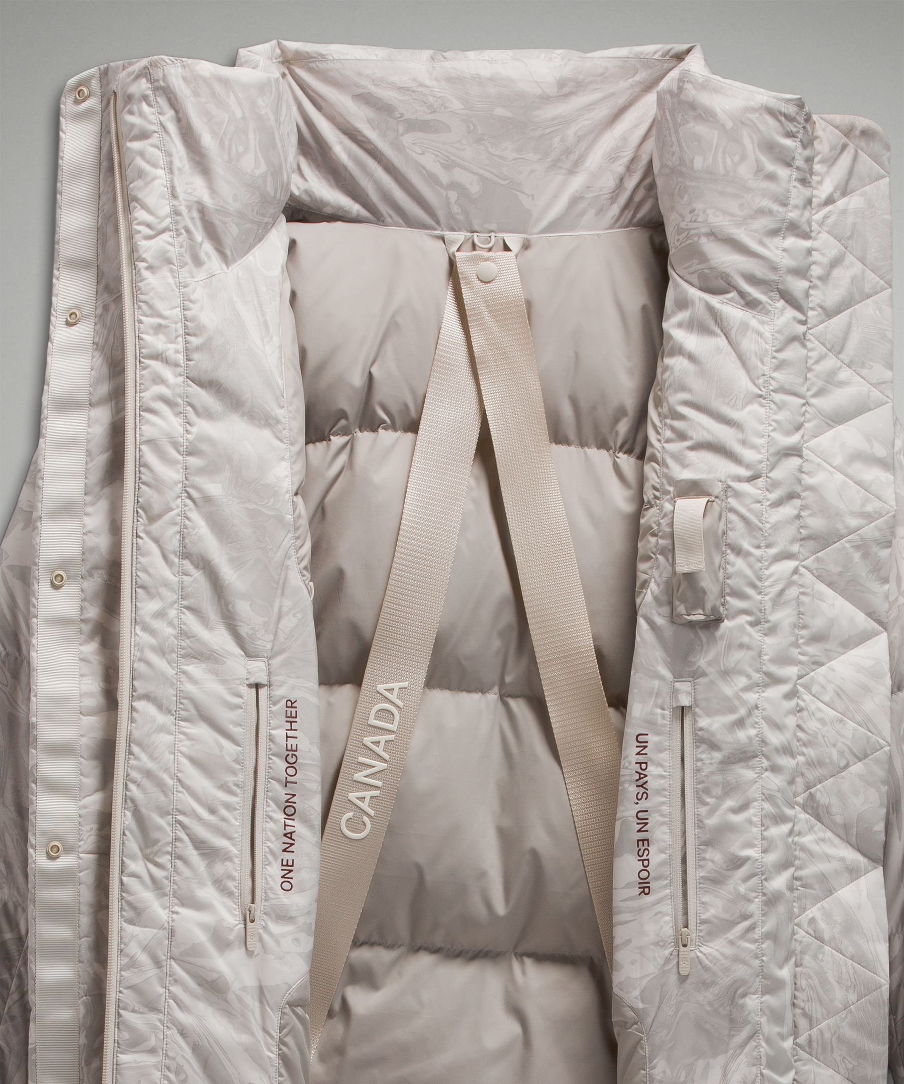 Lululemon Team Canada 22 Women's Down Jacket *COC Logo 136675523