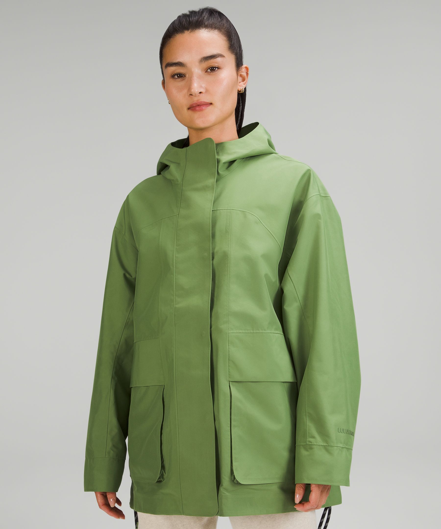 Oversized store rain parka