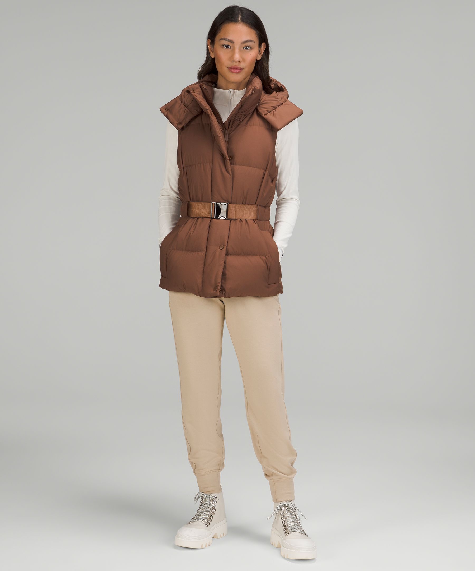 Lululemon + Wunder Puff Waist Jacket