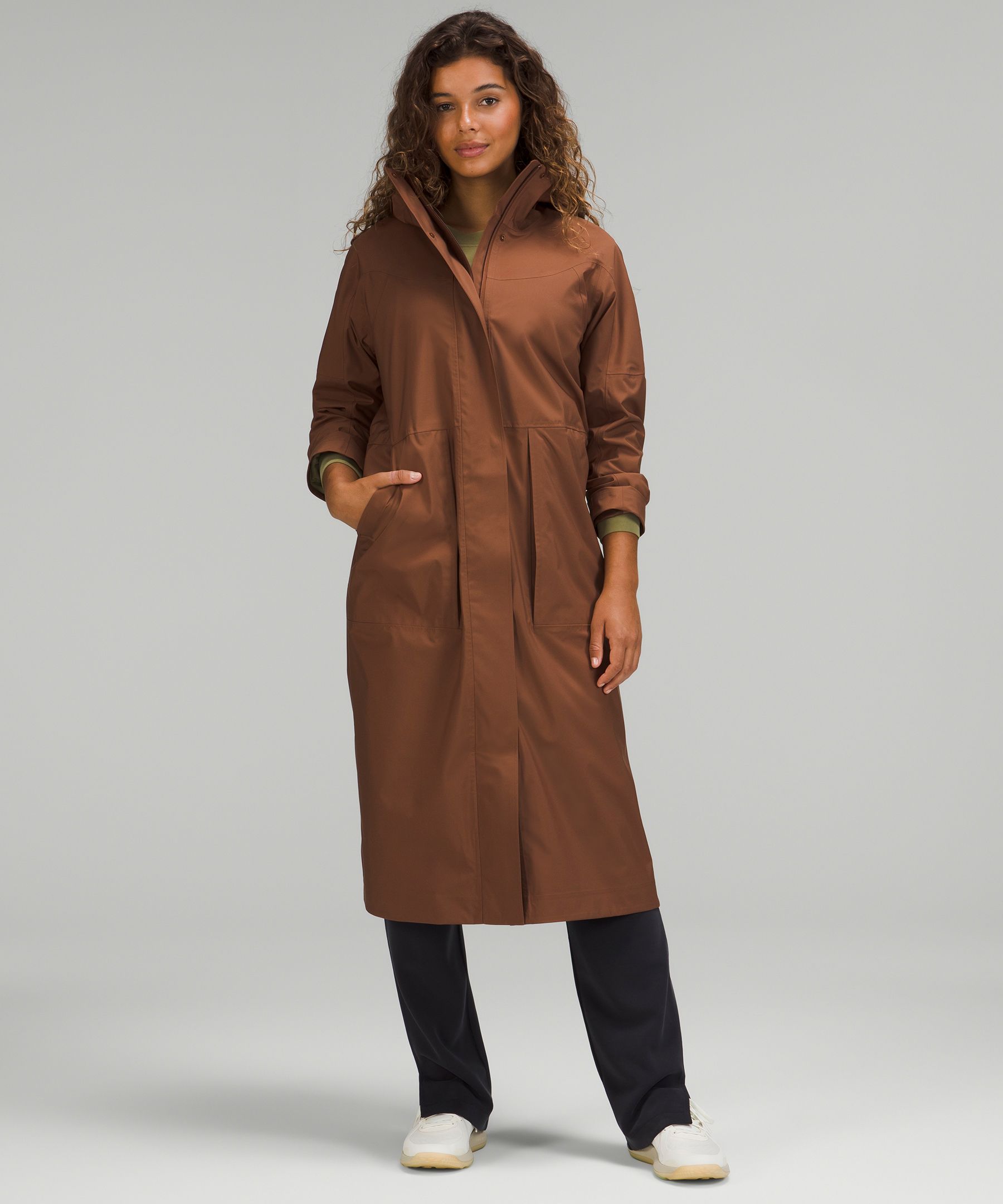 Lululemon store raincoat womens