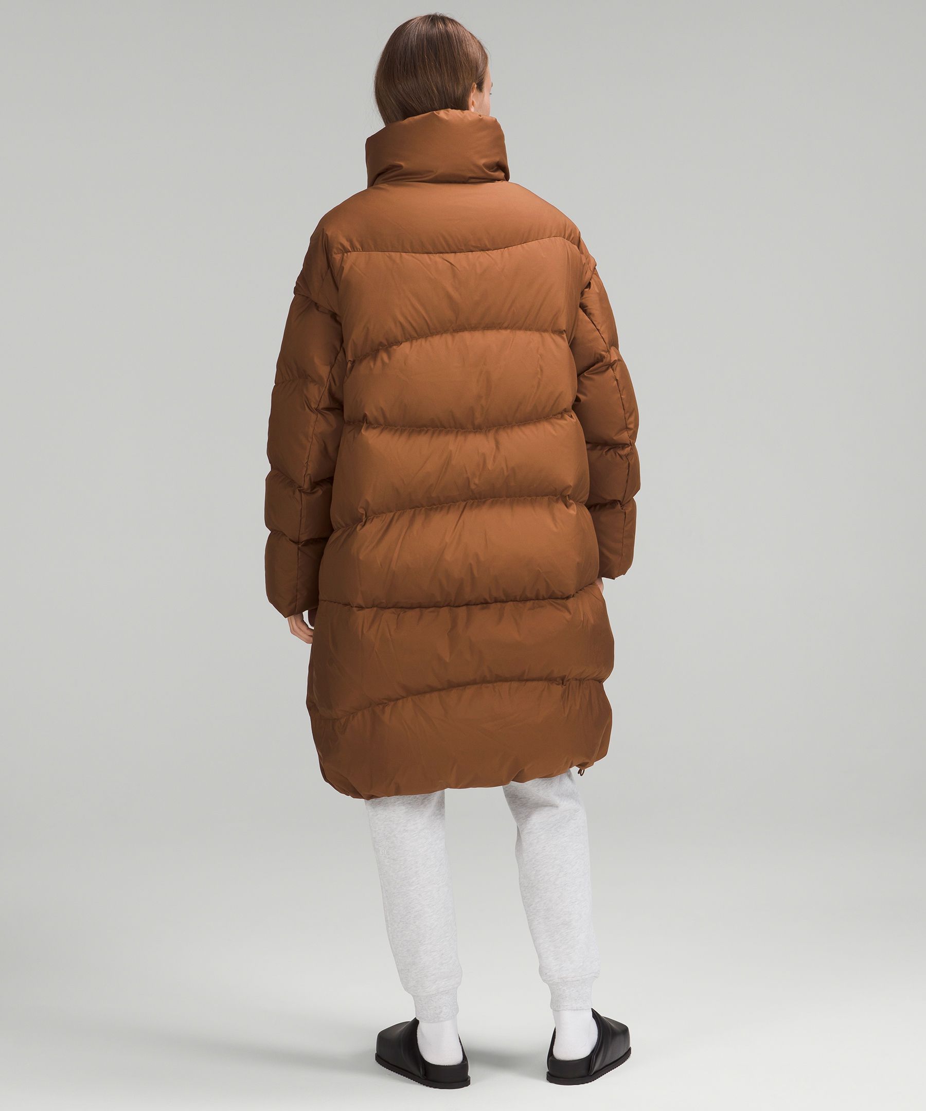 Oversized down outlet puffer