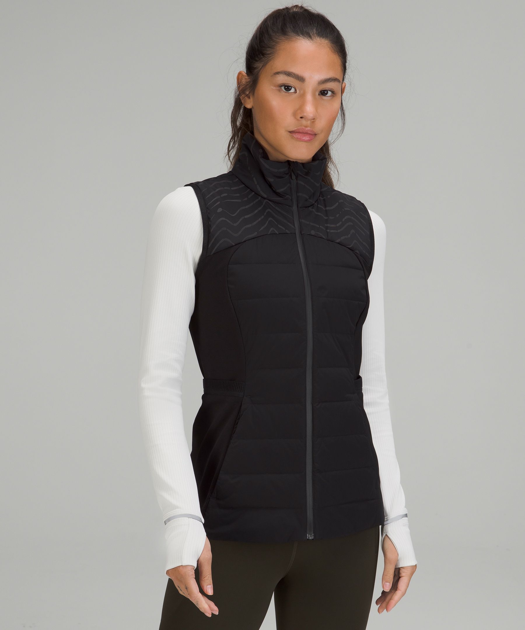 格安saleスタート】 Lululemon Down for It All Vest ダウンベスト 黒