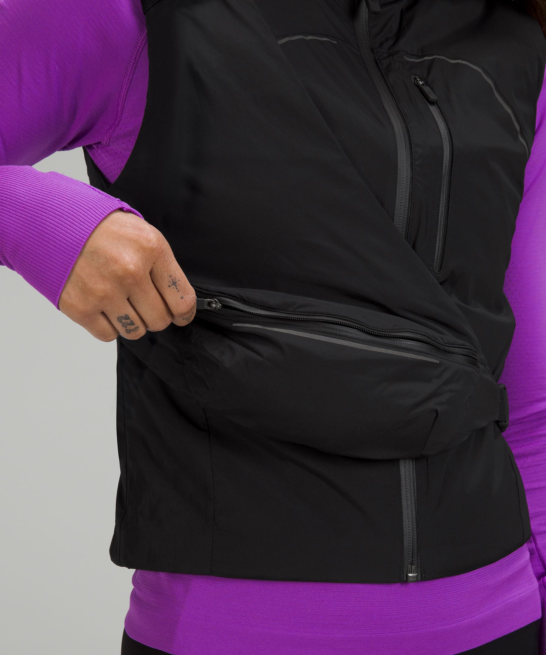 Lululemon Storage Insulated Running Vest In Black