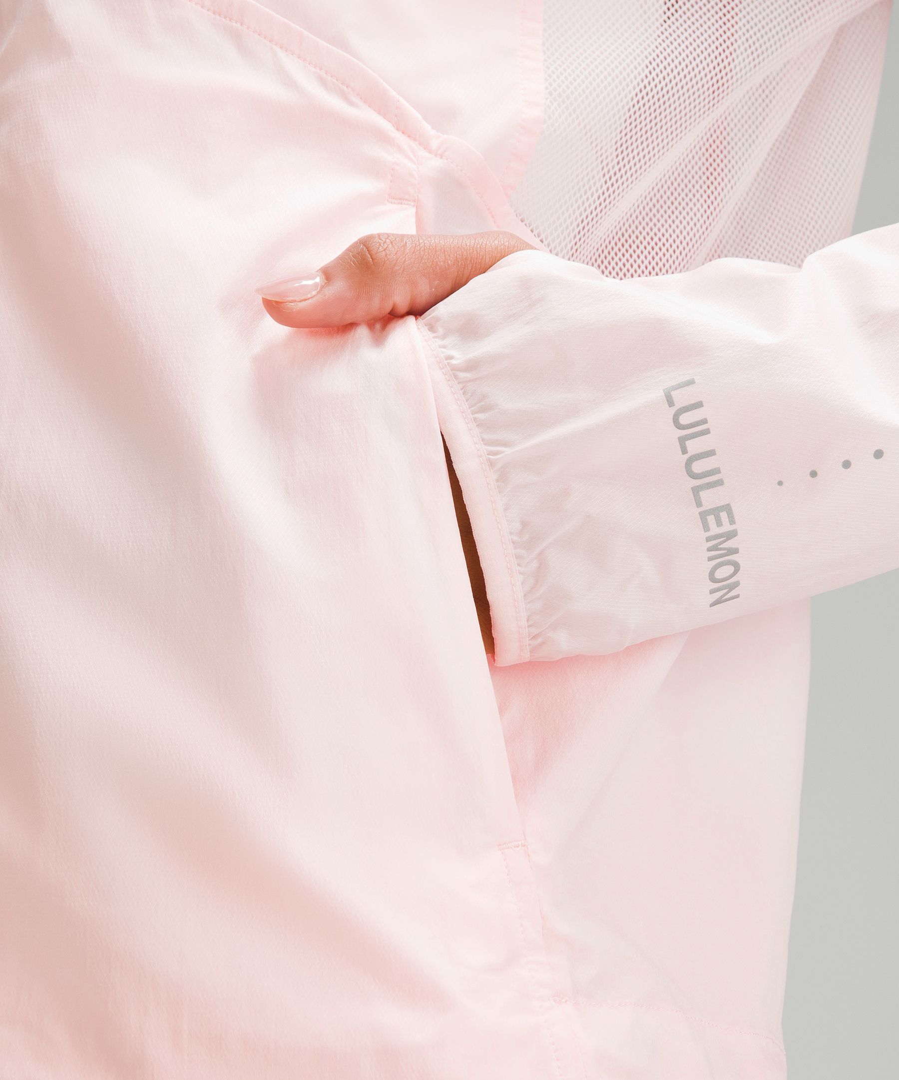 Classic-Fit Ventilated Running Jacket