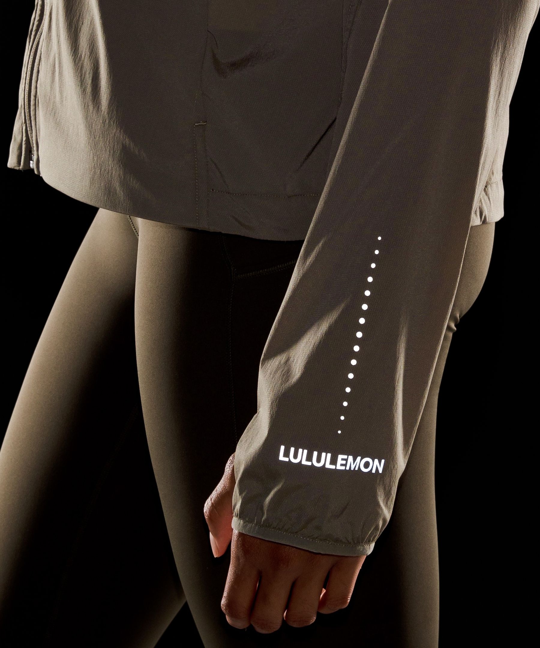 Classic-Fit Ventilated Running Jacket