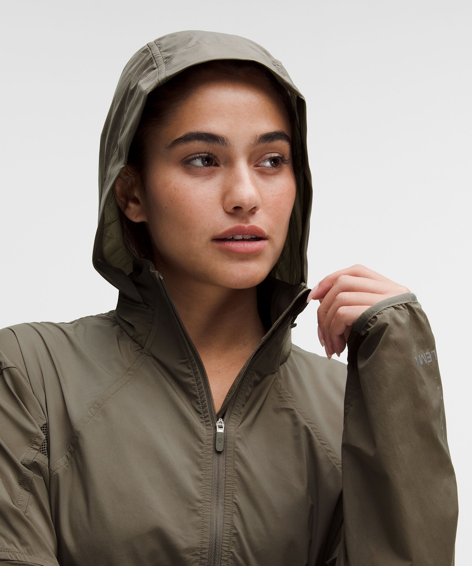 Classic-Fit Ventilated Running Jacket