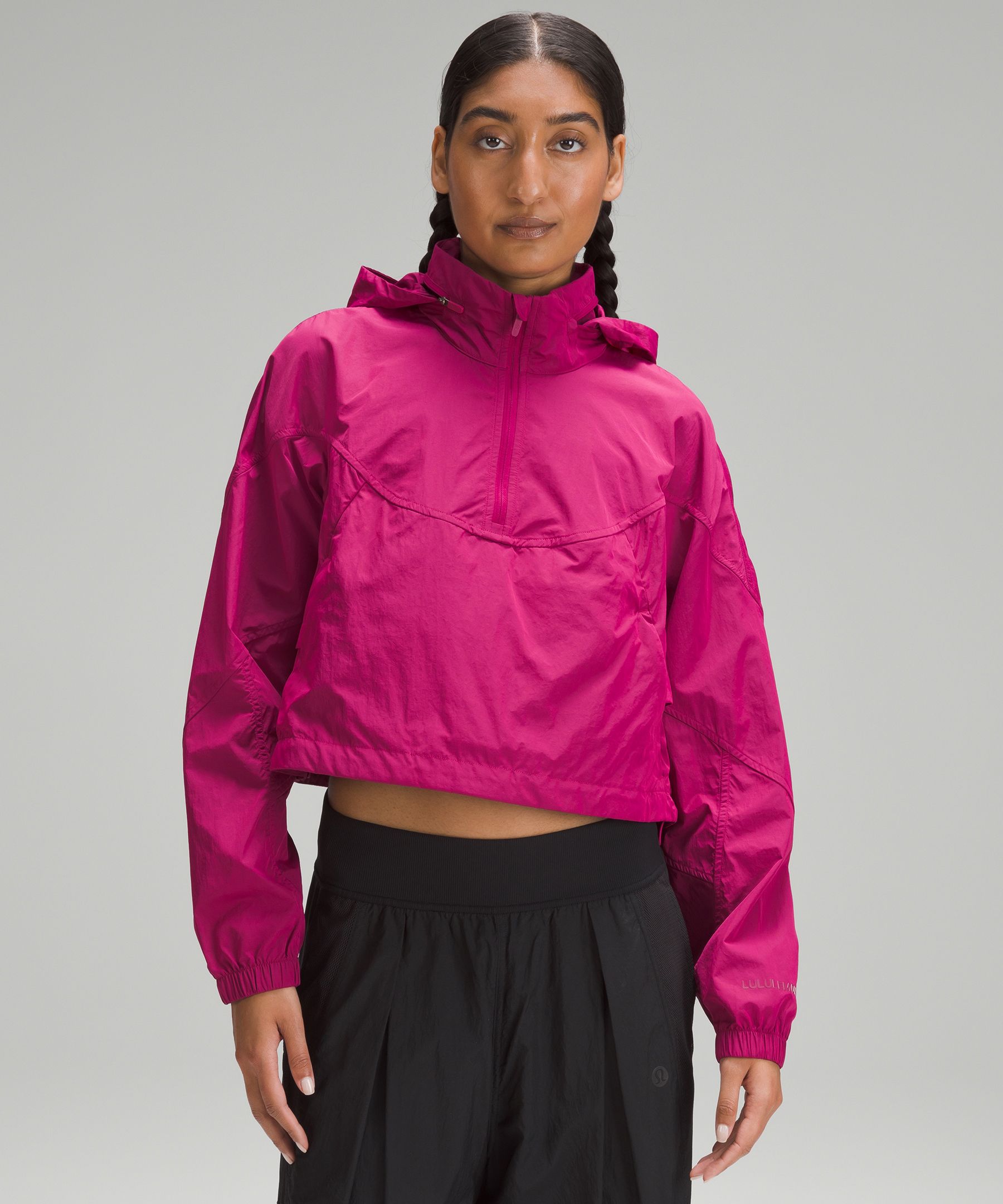 Cropped anorak 2024