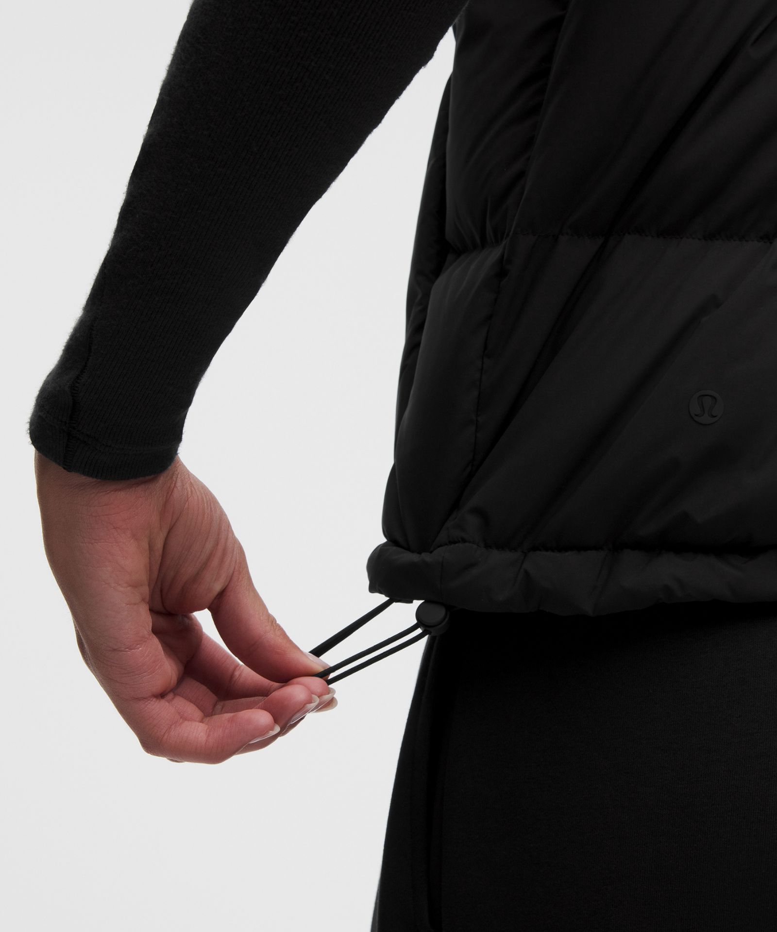 Женский укороченный пуховый жилет Lululemon Wunder Puff — фото 8