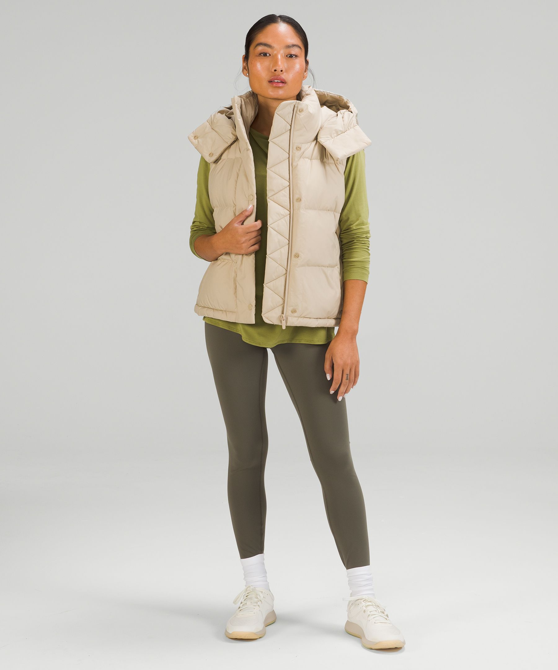 Long Puffer Vest for Women Plus Size Sleeveless Hooded Vest Winter  Lightweight Full Zip Outdoor Puffer Vest Jacket Coat, A- Beige, Small :  : Clothing, Shoes & Accessories