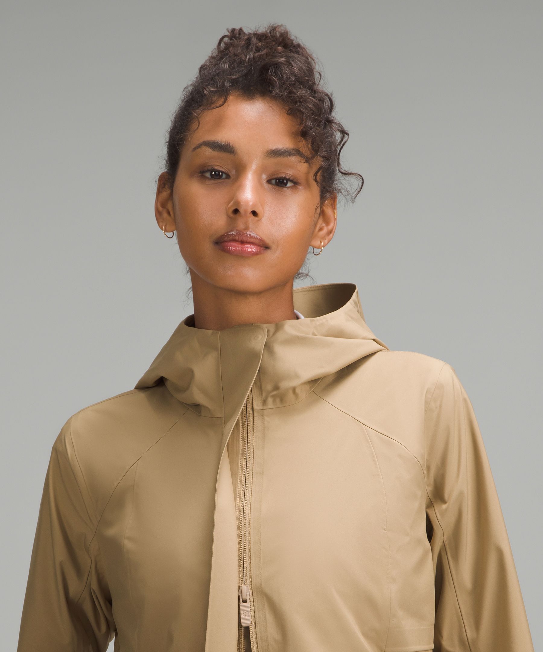 Lululemon Athletica Rain Rebel Jacket in Light purchases Ivory