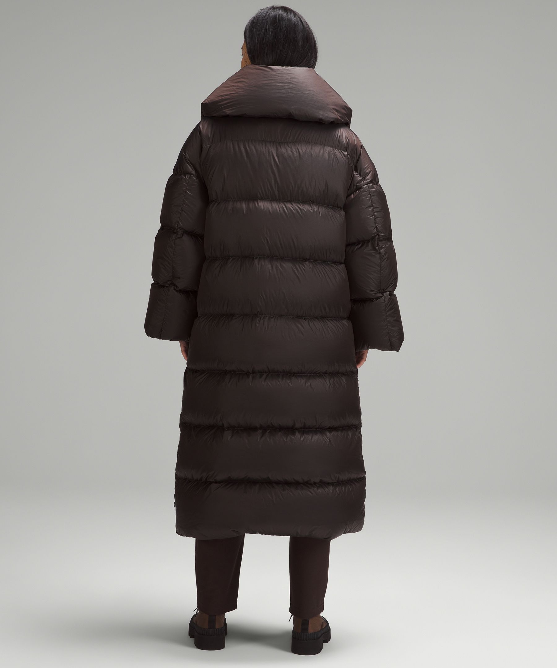 Knee length outlet down filled coat