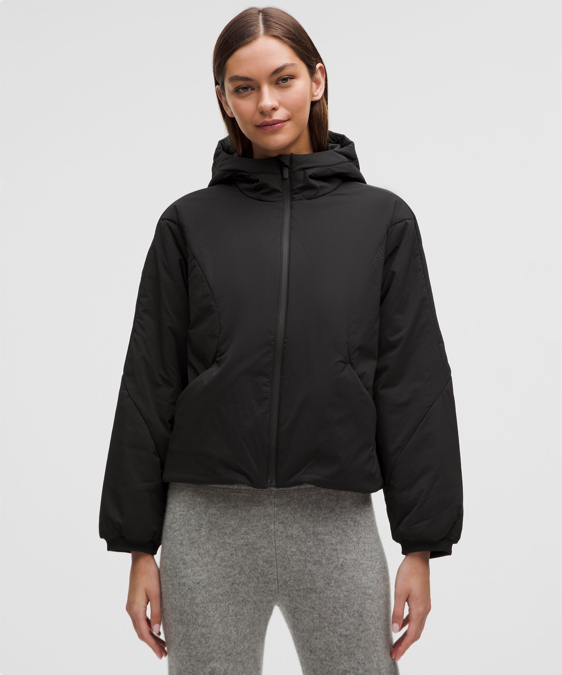 Chaqueta impermeable con capucha y aislamiento térmico