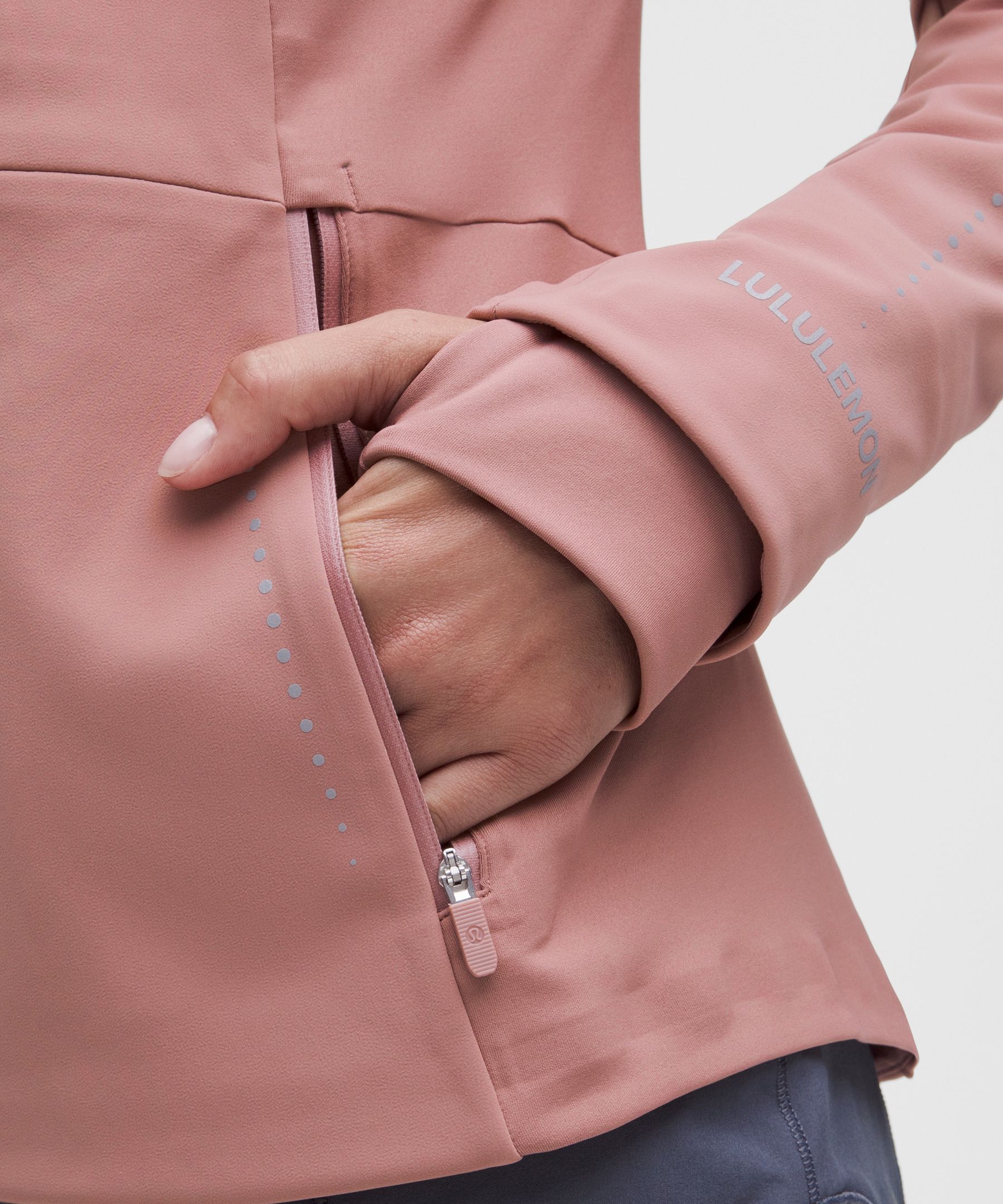 Women's Cross Chill Performance Jacket | Women's Coats & Jackets