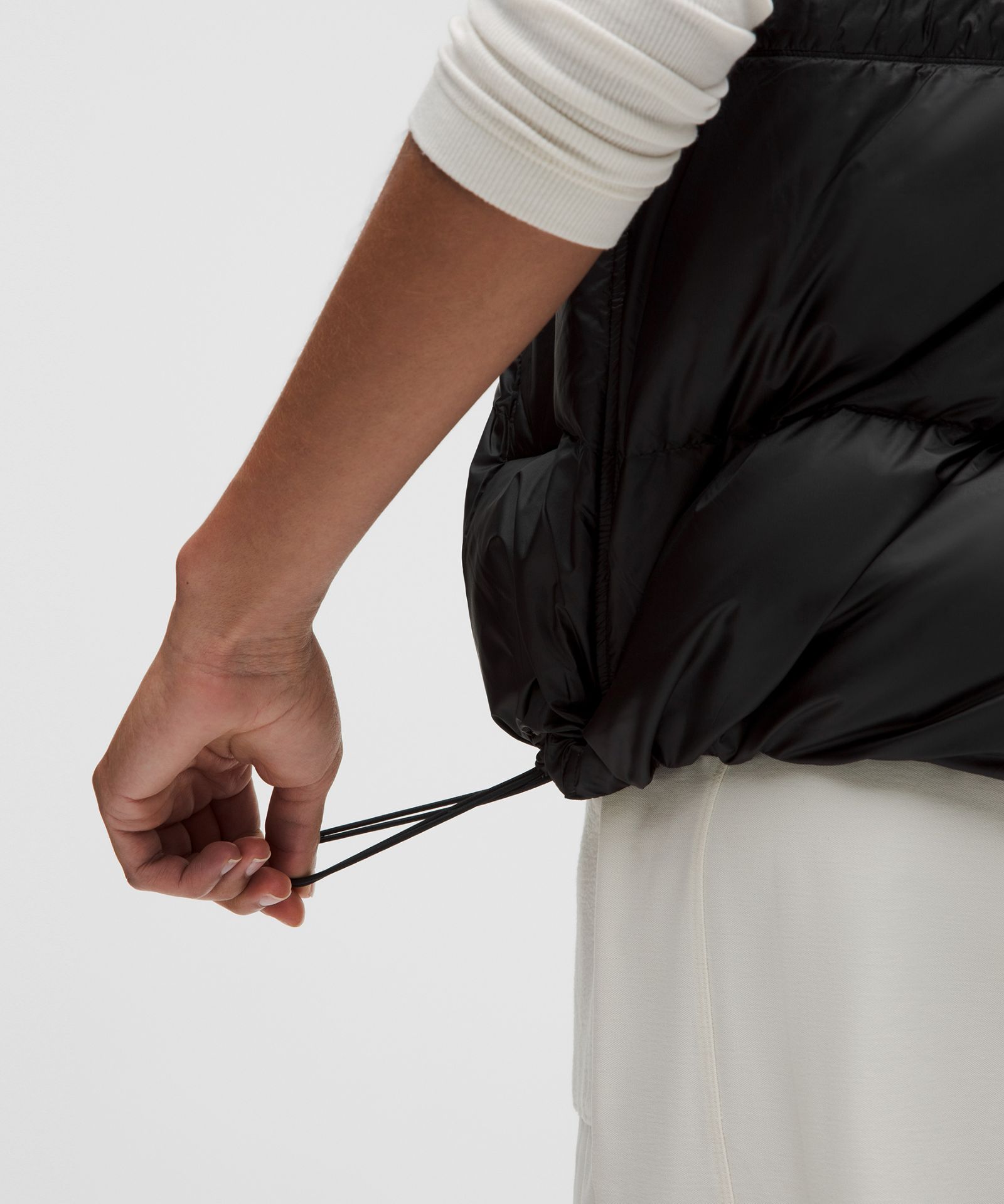 Женский пуховый жилет Lululemon Featherweight 900-Down-Fill — фото 6