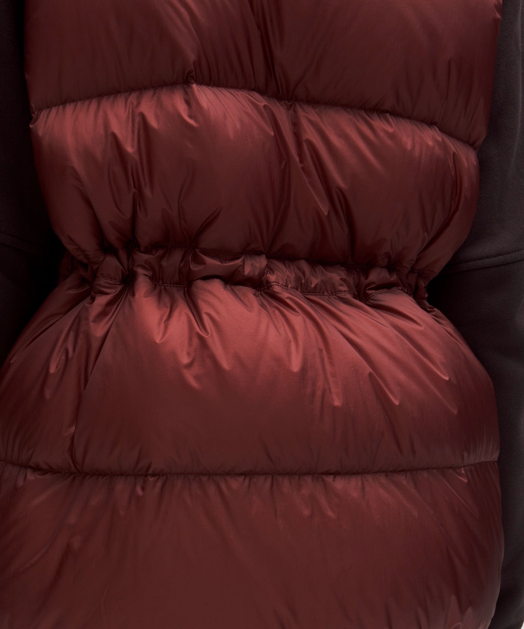 Lululemon Featherweight 900-down-fill Puffer Vest In Red