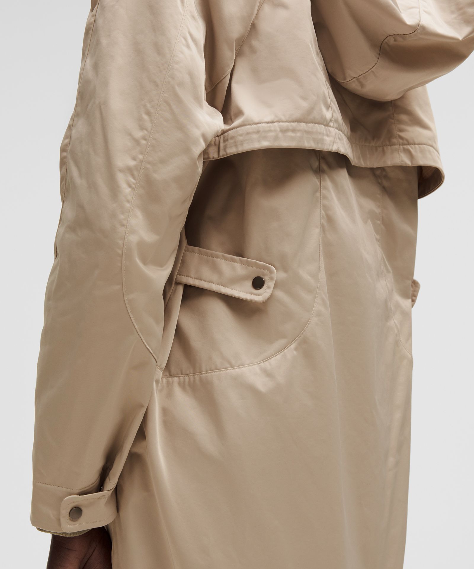 Женские куртки Lululemon Taffeta Removable-Hood Long Jacket *SLNSH Collection — фото 10