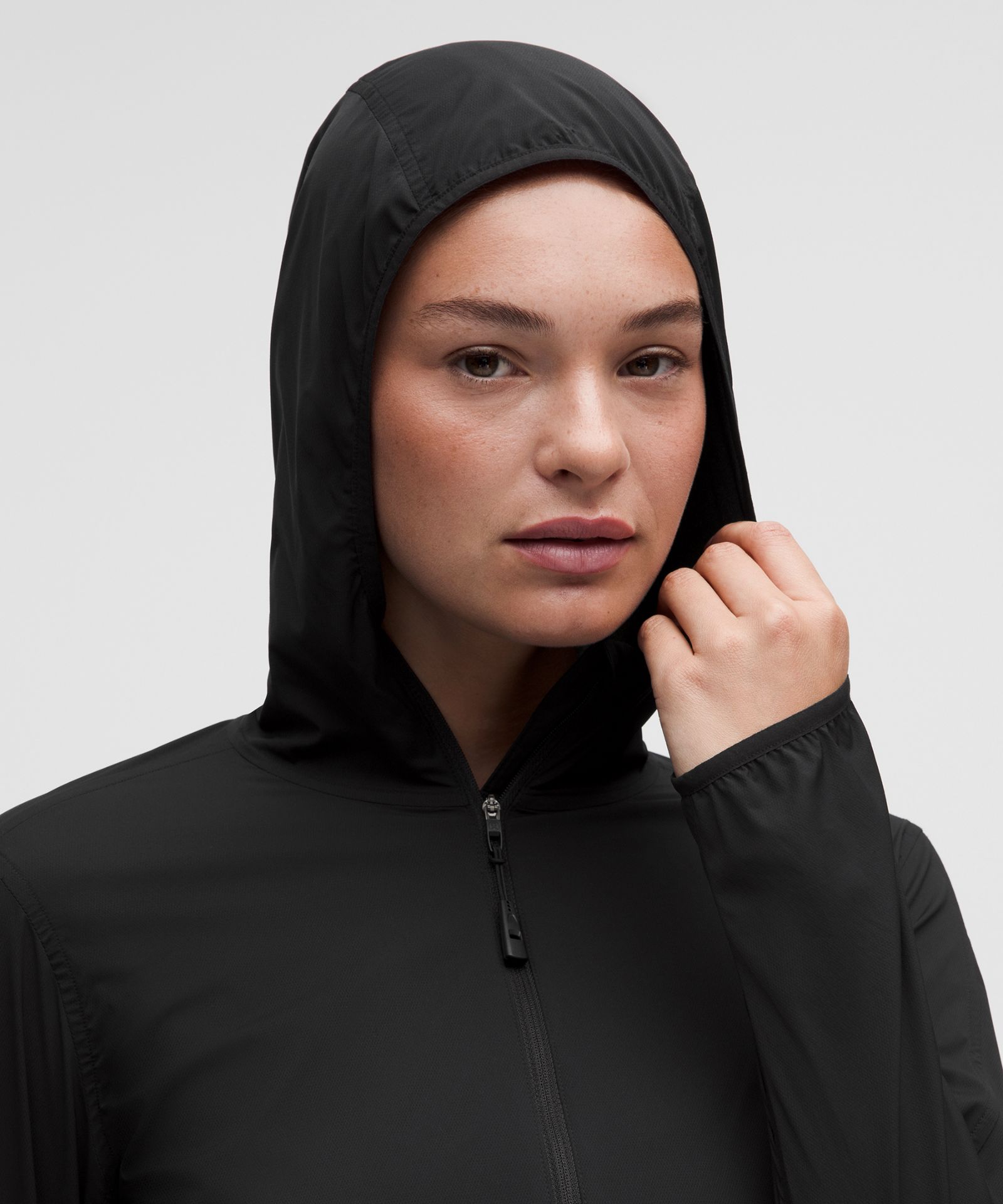 Женская лёгкая тренировочная куртка Lululemon Breathable — фото 4