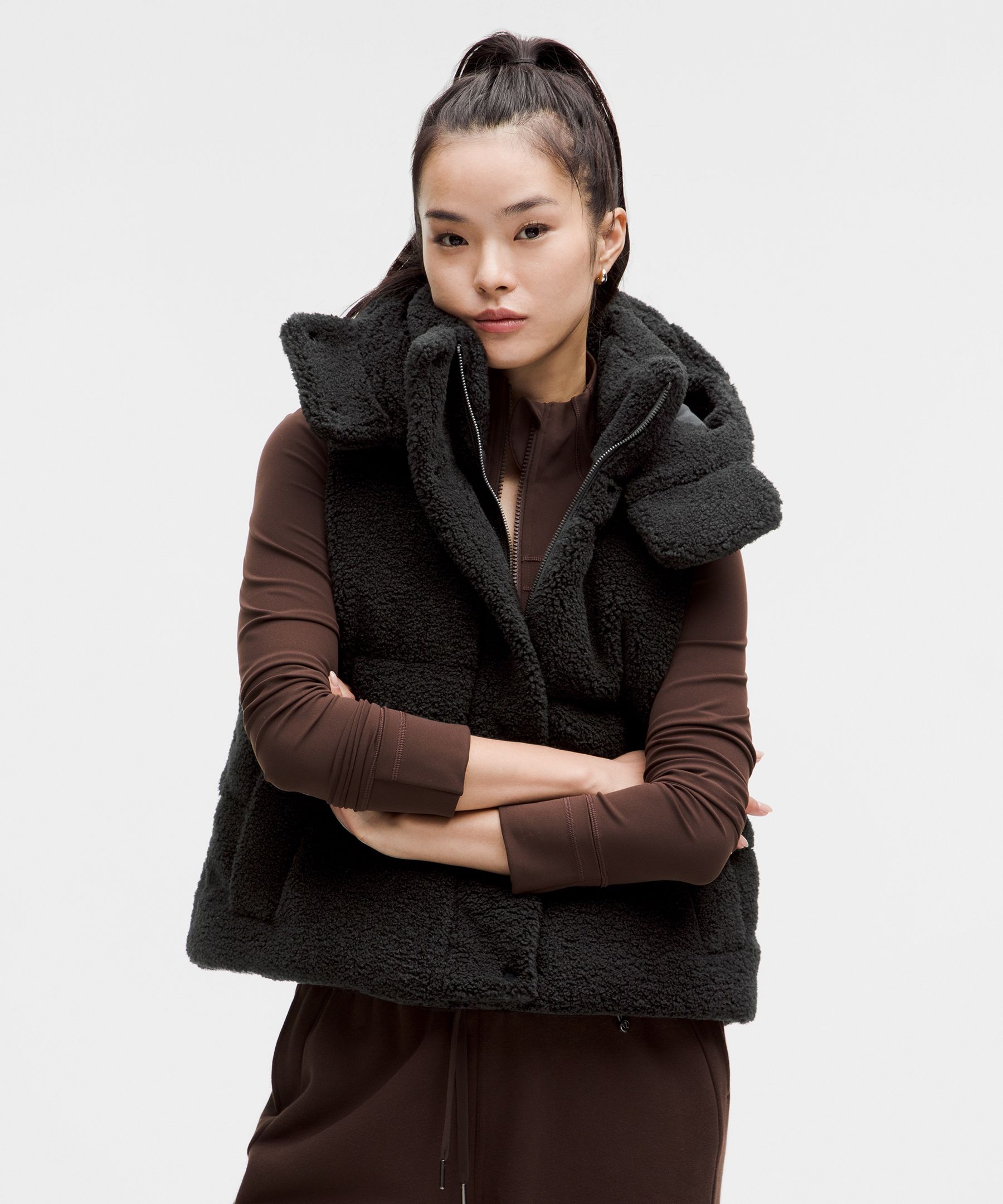 Wunder Puff 550-Down-Fill Cropped Vest Textured Fleece