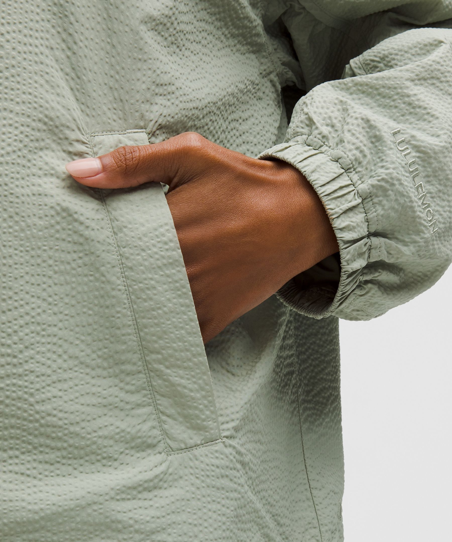 Lululemon Pack Lite Anorak