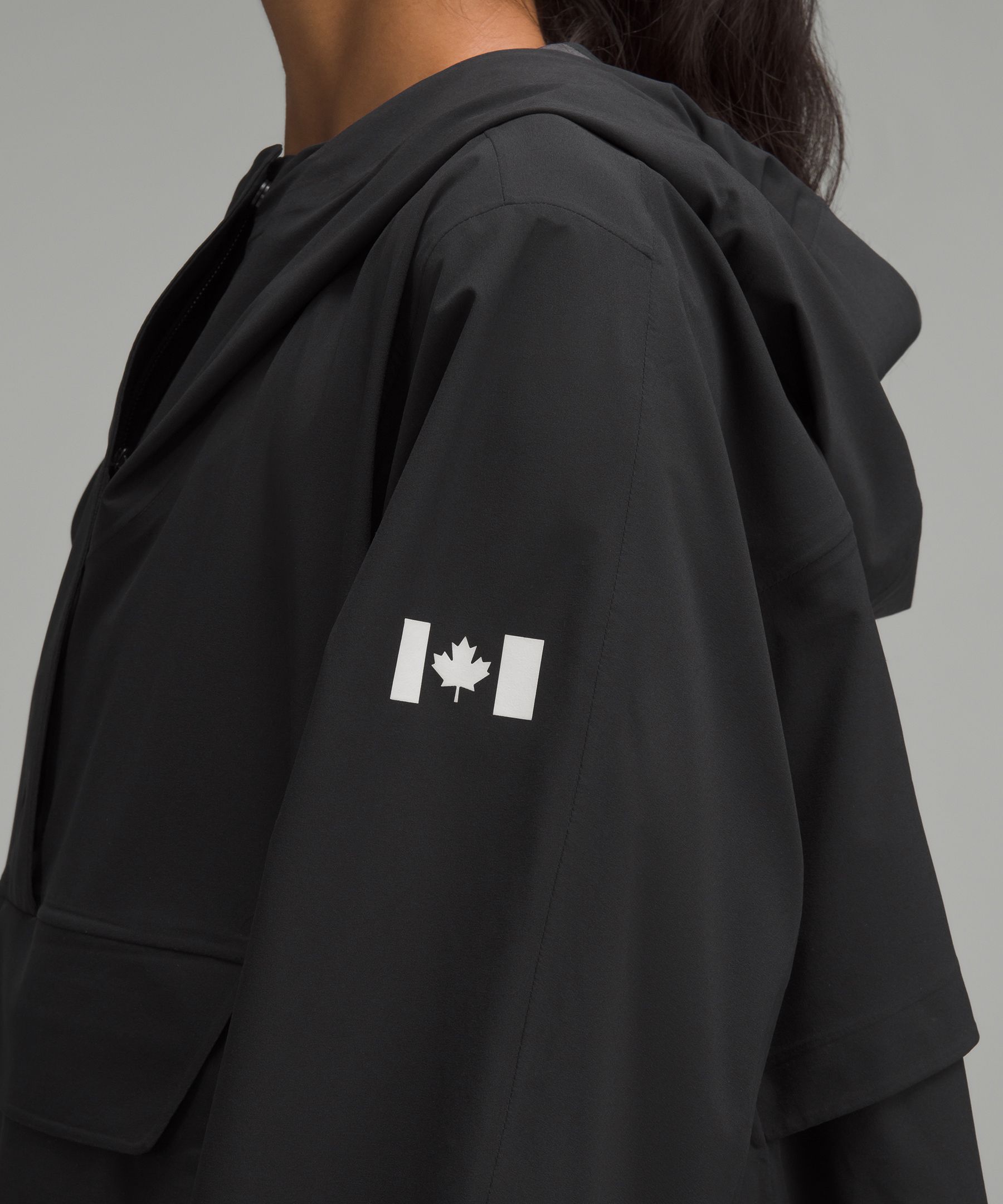 Team Canada Women's Seated-Fit Packable Rain Poncho *CPC Logo | Coats & Jackets