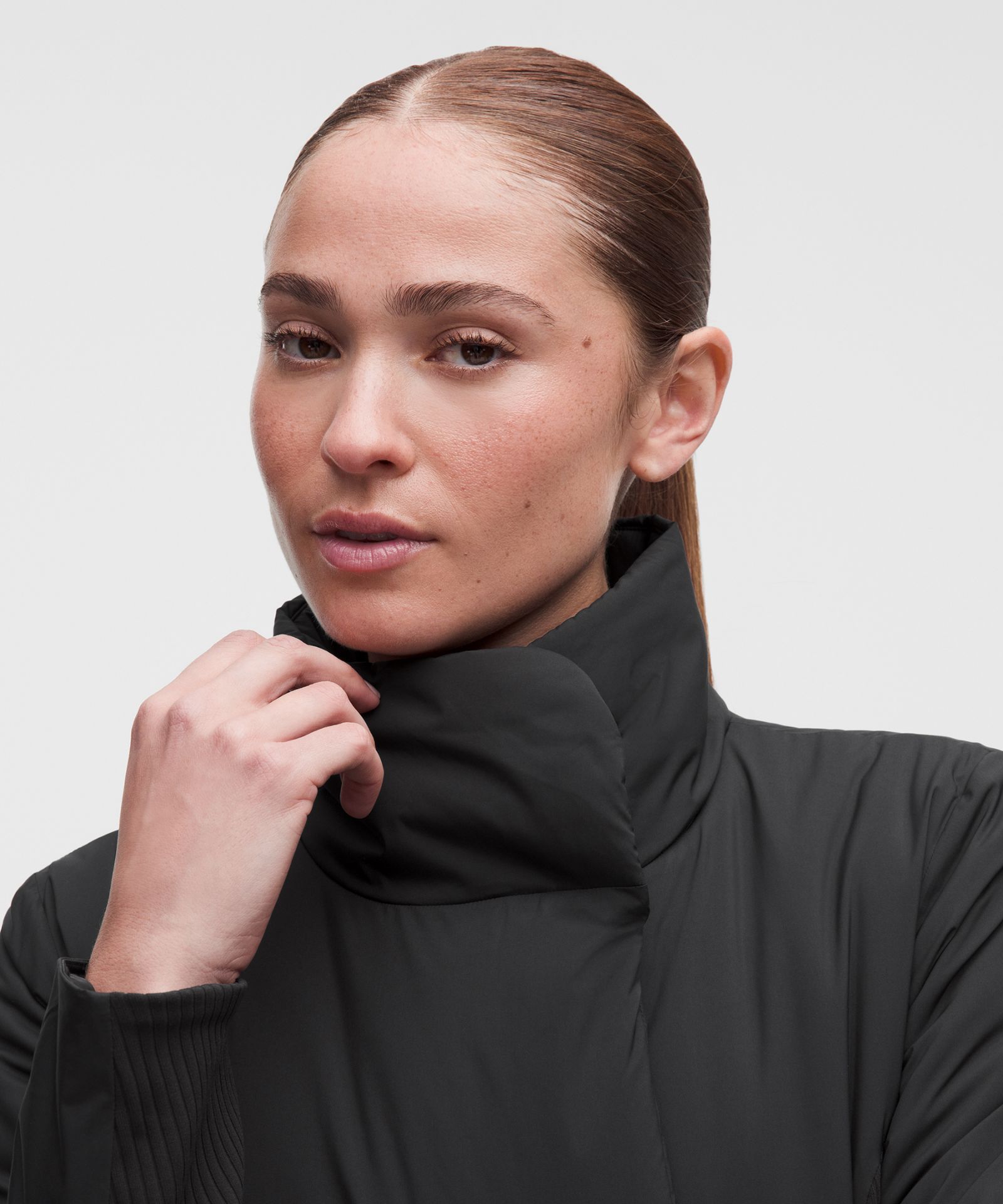 Женская удлинённая куртка Lululemon Sleek City — фото 3