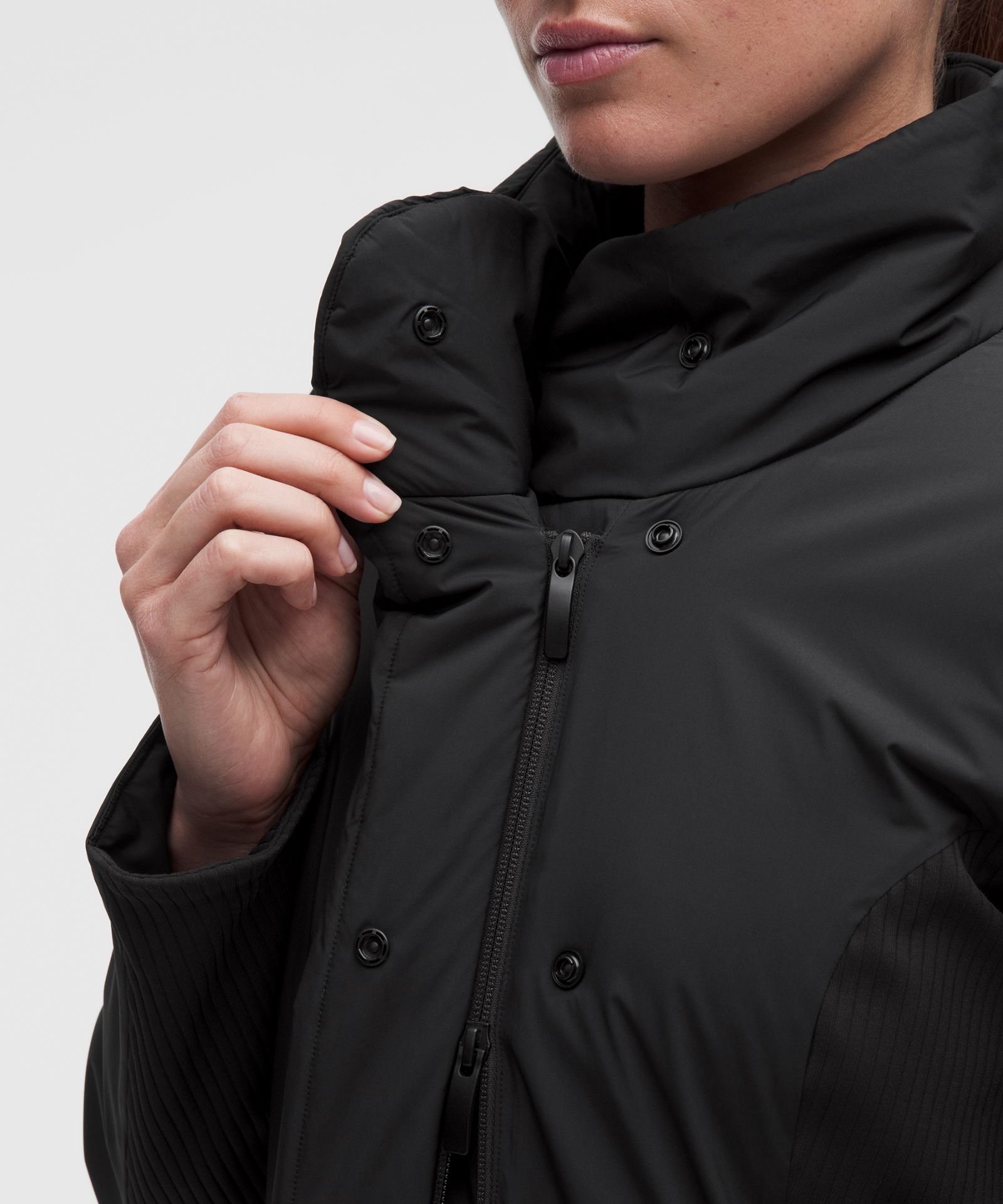 Женская удлинённая куртка Lululemon Sleek City — фото 4