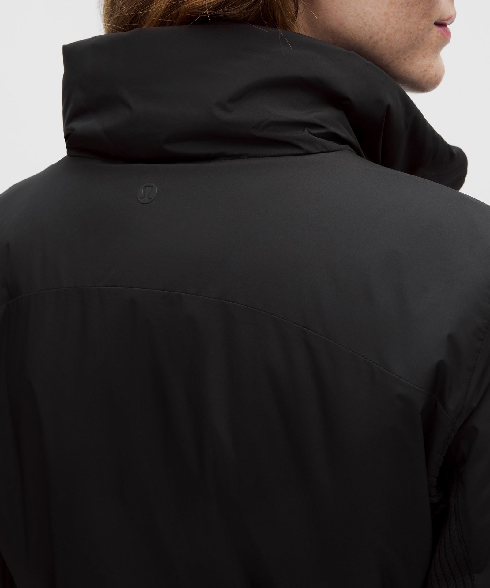 Женская куртка Lululemon Sleek City — фото 6