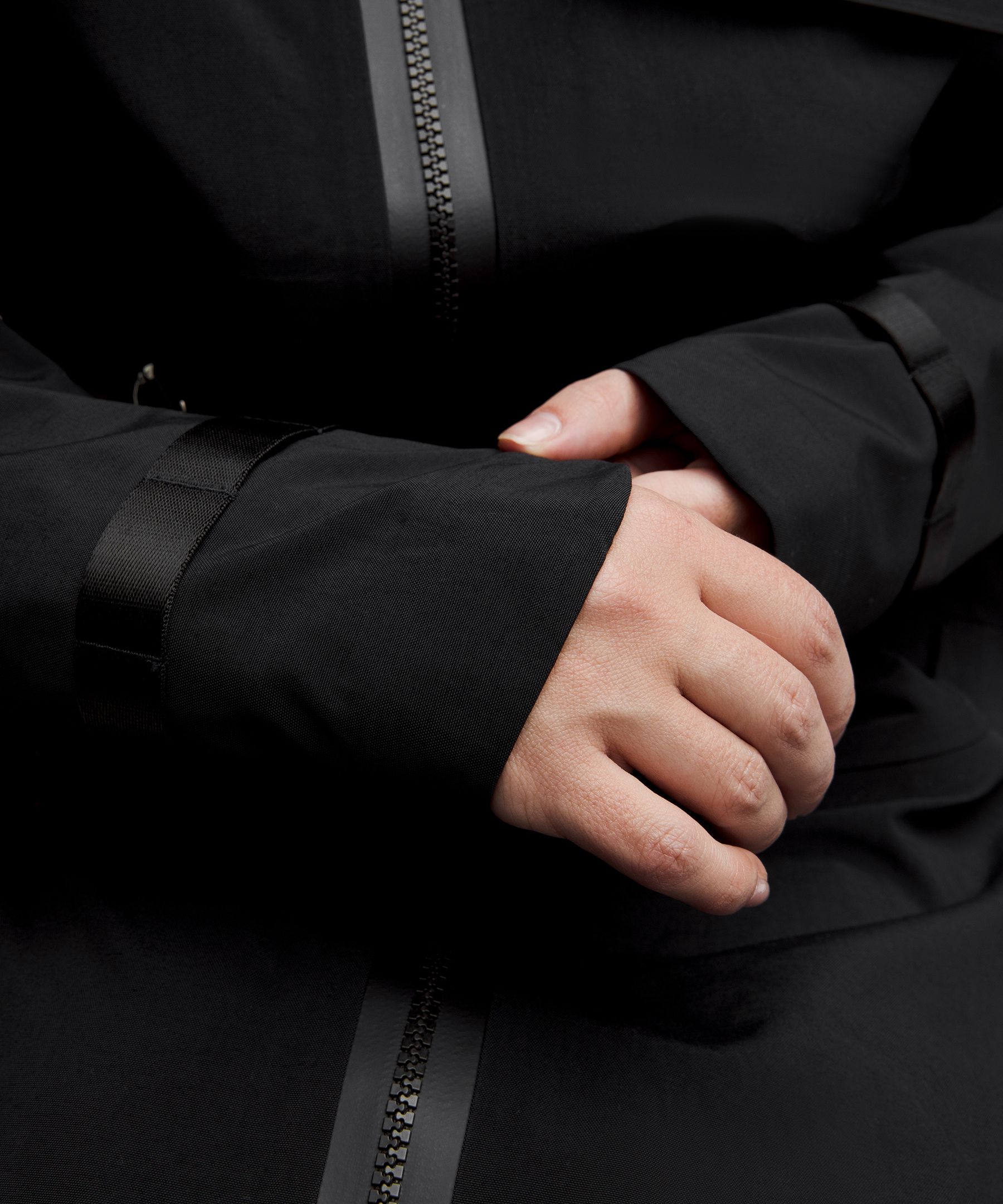 Team Canada Women's Seated-Fit Waterproof Shell Jacket *CPC