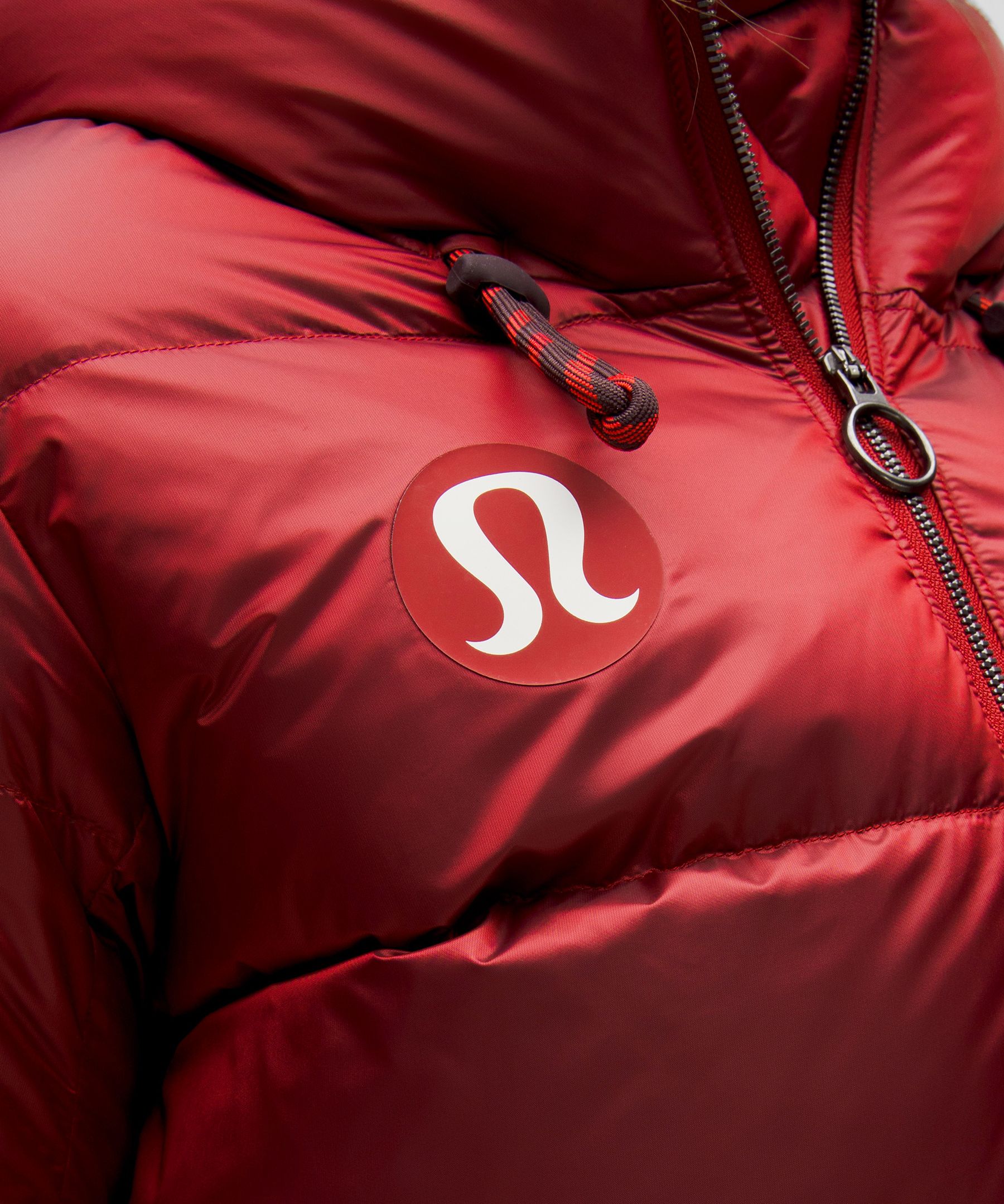 Team Canada Women's Wunder Puff Large-Hood Jacket Shine *COC Logo