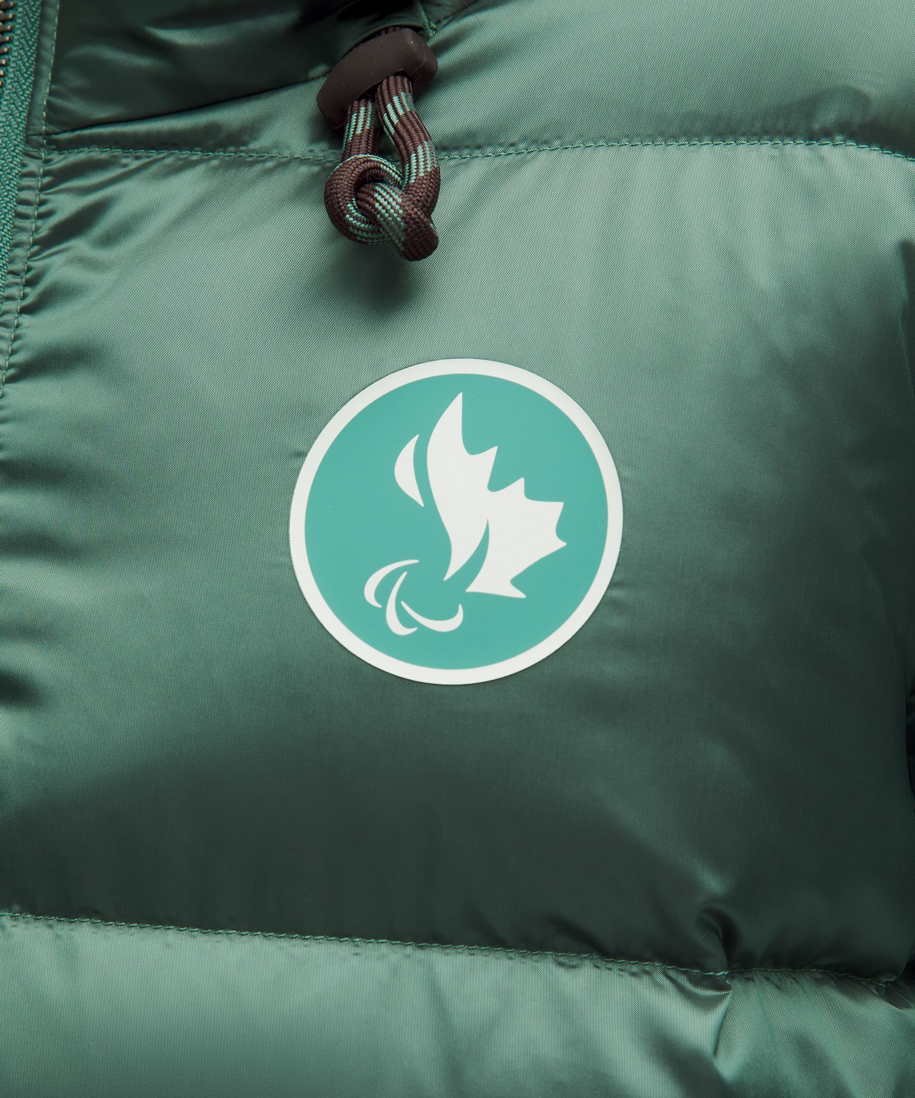 Team Canada Women's Wunder Puff Large-Hood Jacket Shine *CPC Logo