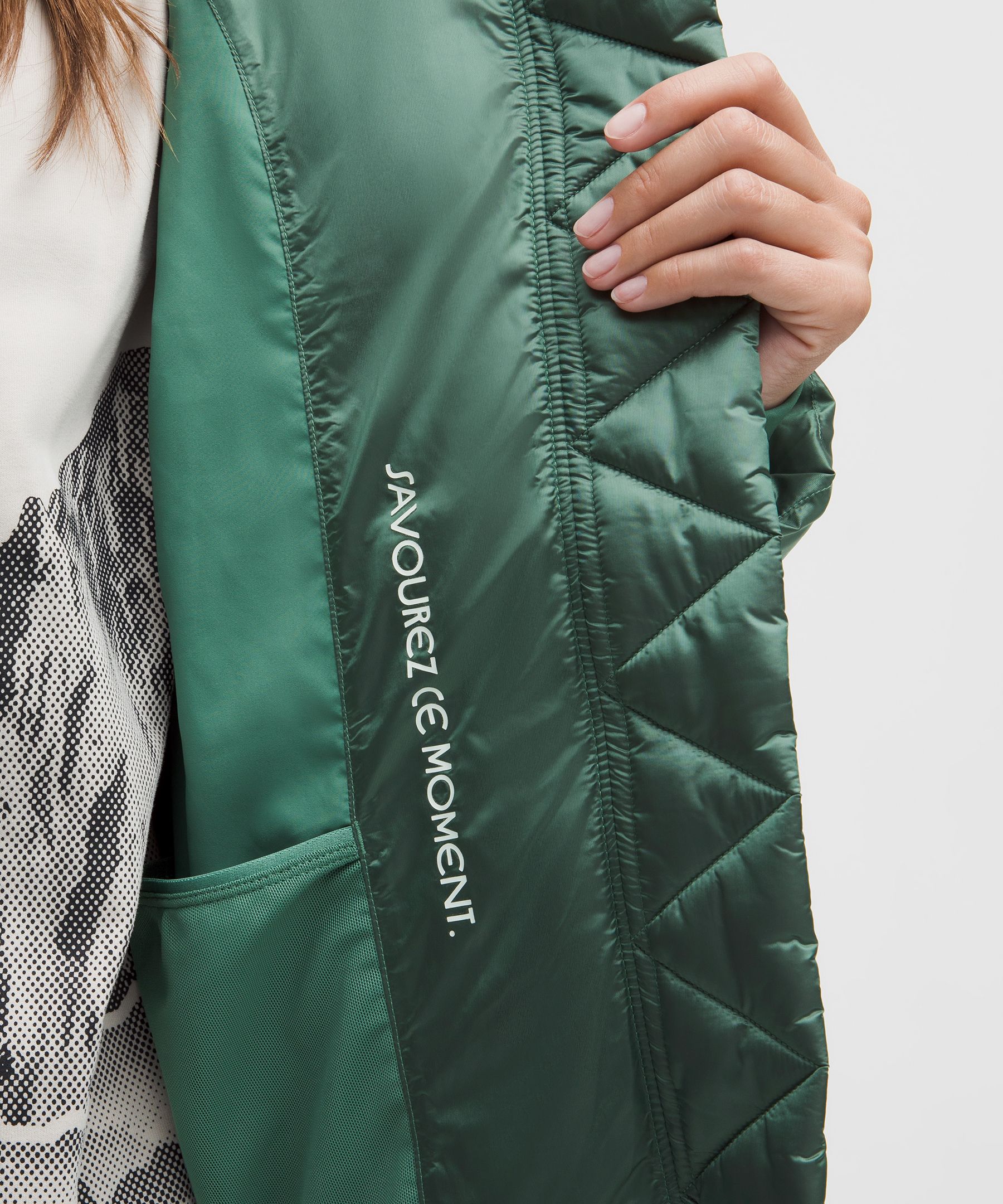 Team Canada Women's Wunder Puff Large-Hood Jacket Shine *CPC Logo