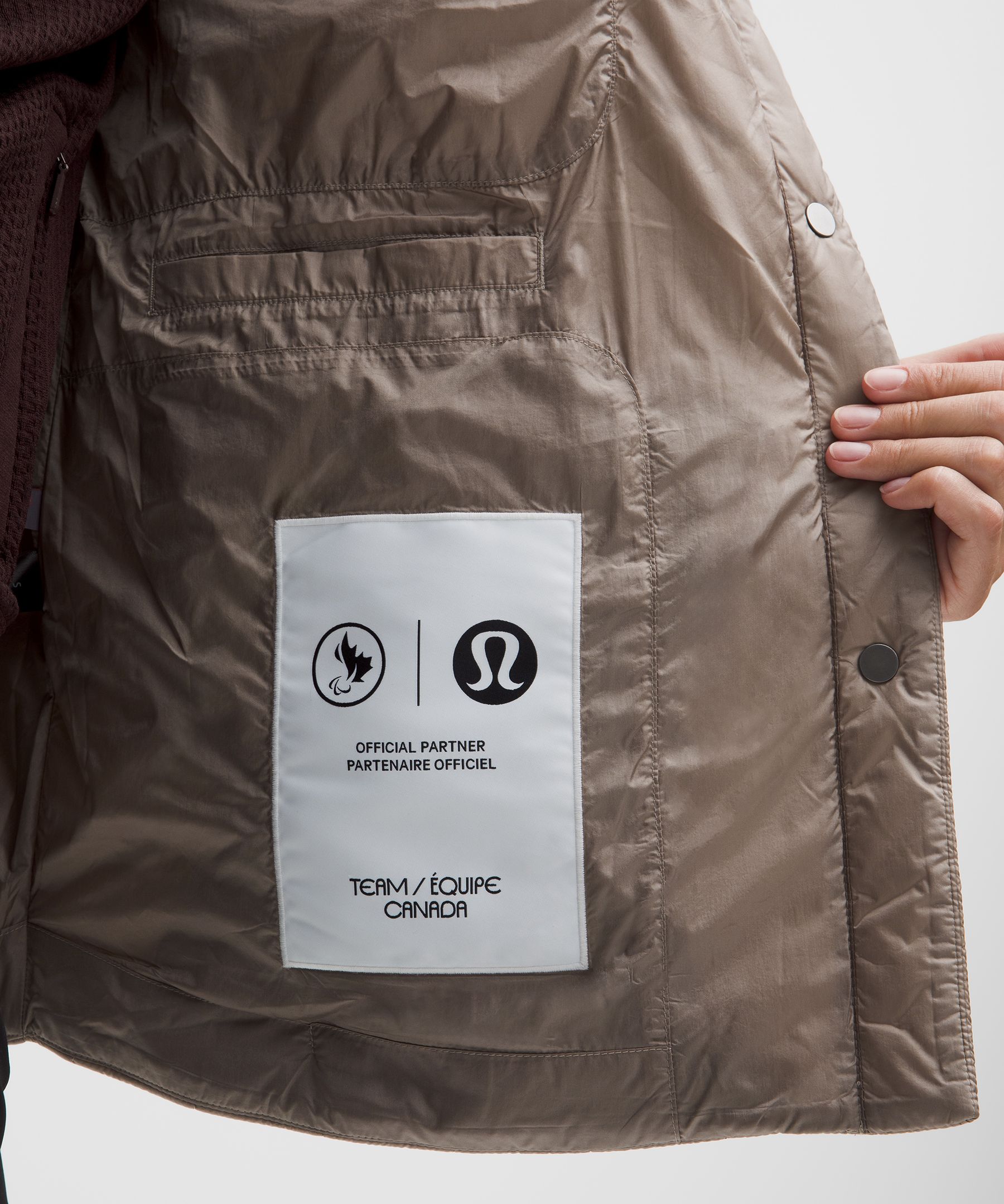 Team Canada Women's Nylon Taffeta Insulated Shacket *CPC Logo